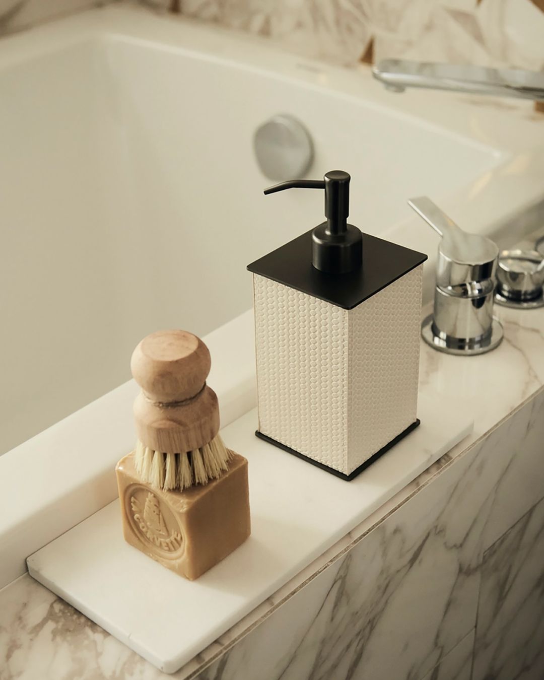 Купить Поднос 13х30 см DZADZA