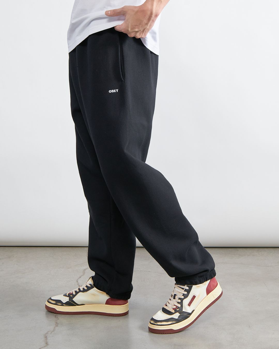 Купить Брюки OBEY