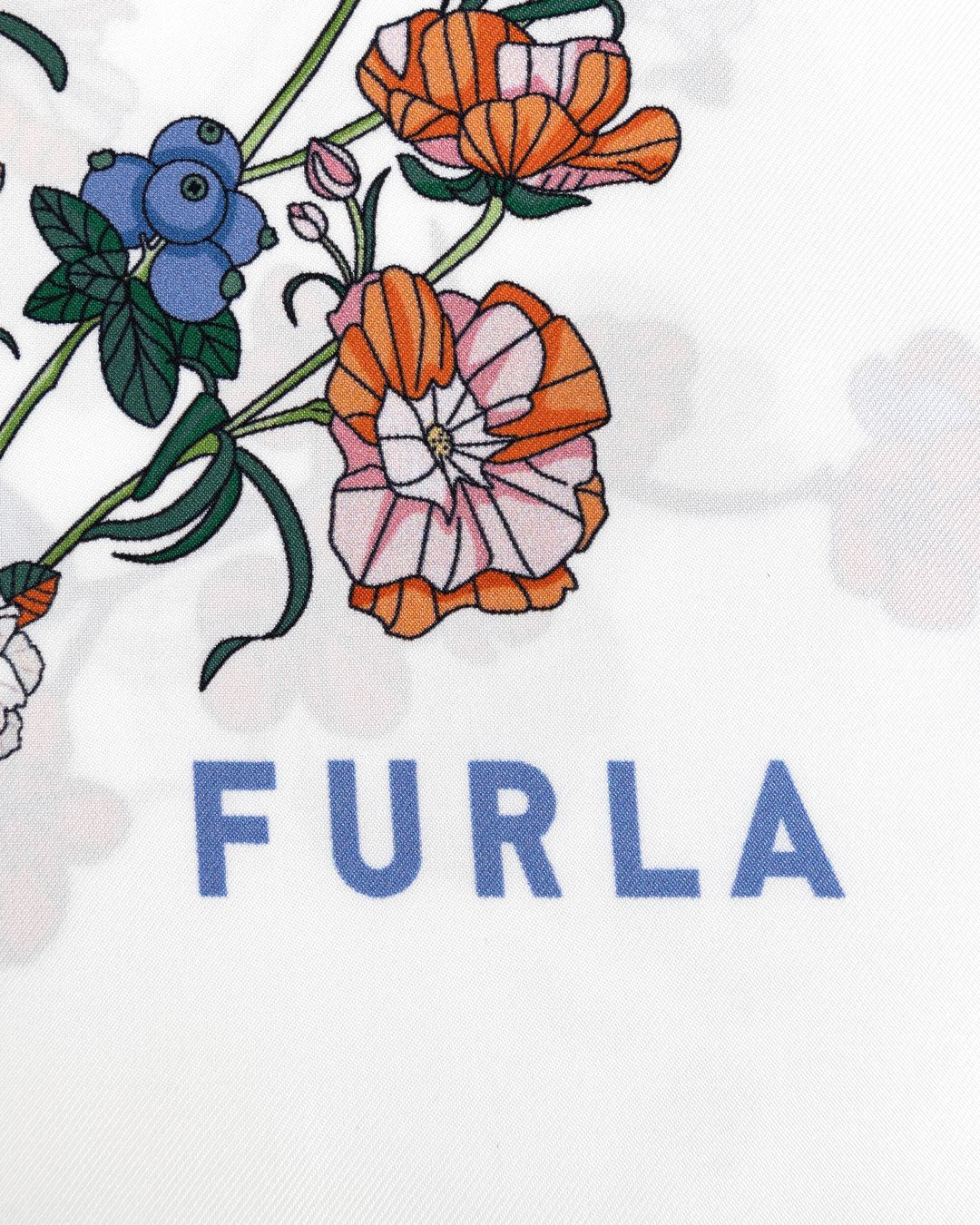 Купить Платок FURLA