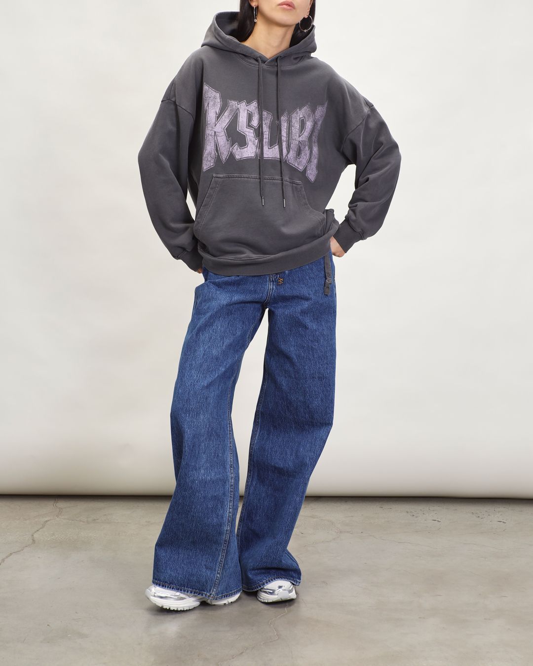 Купить Джинсы KSUBI