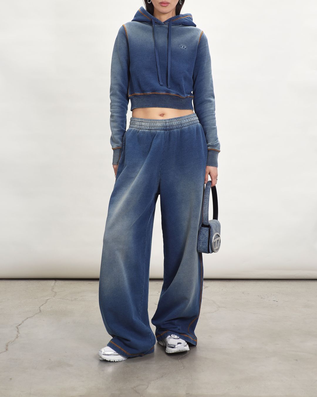 Купить Брюки DIESEL