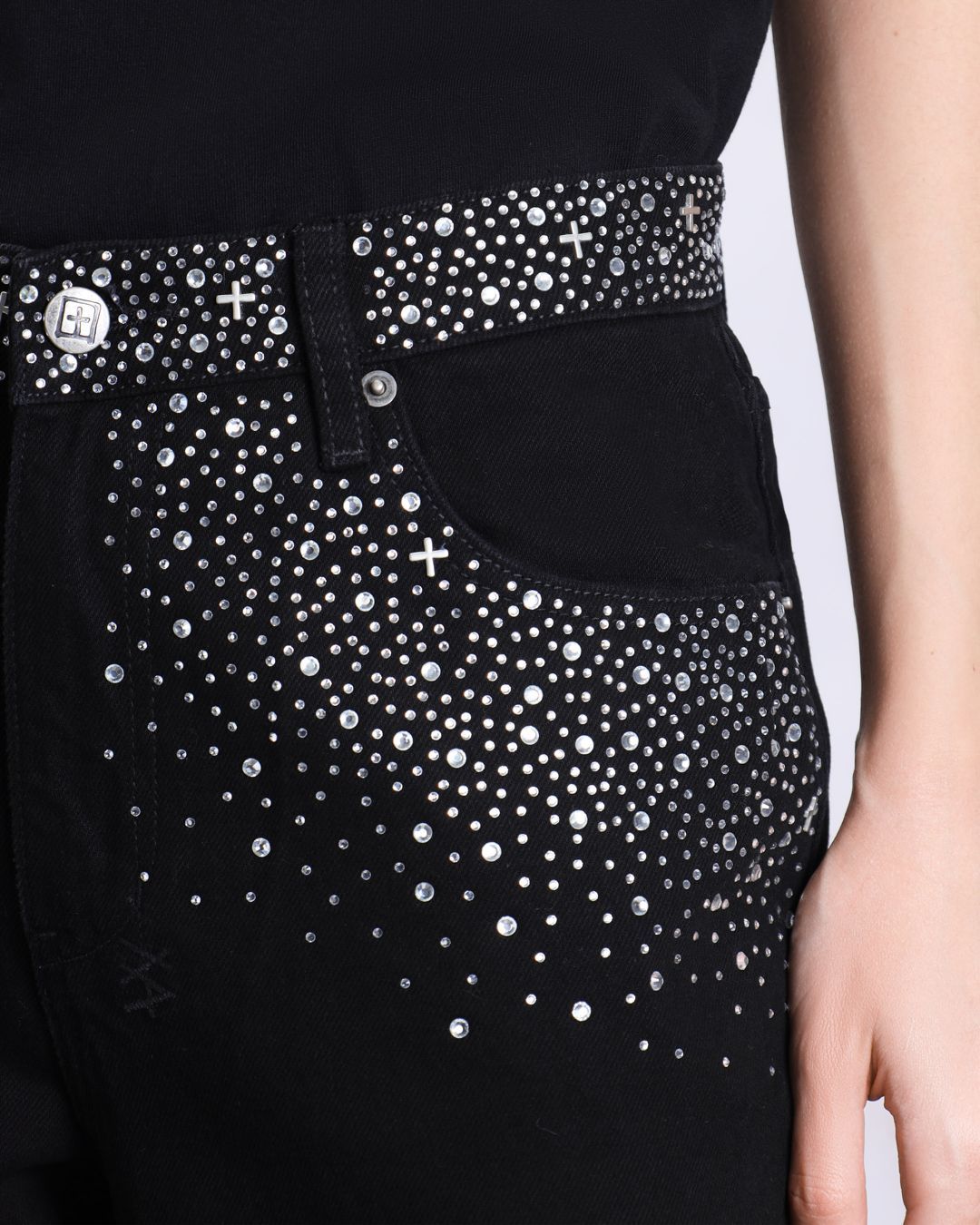 Купить Джинсы KSUBI