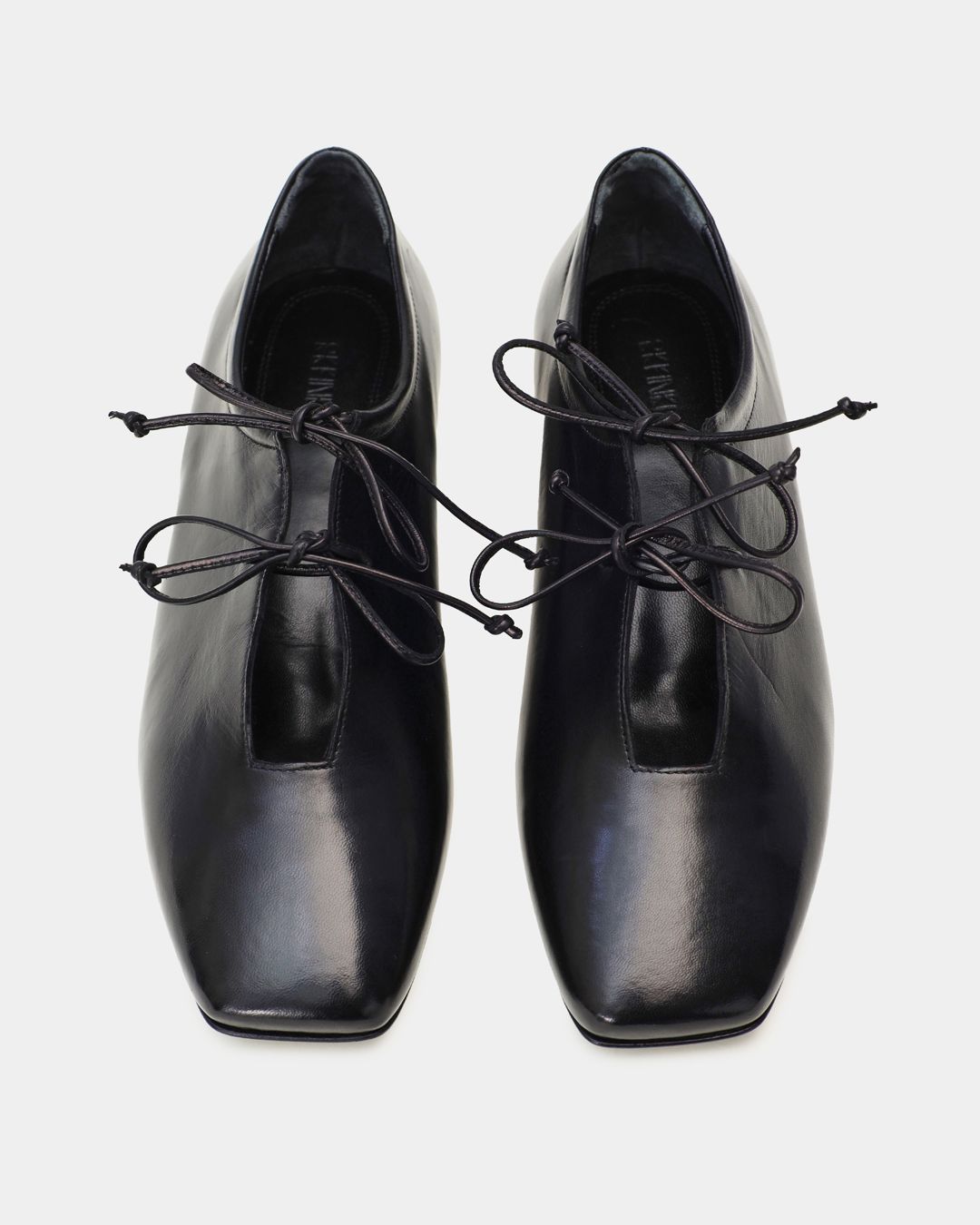 Купить Туфли REFINED