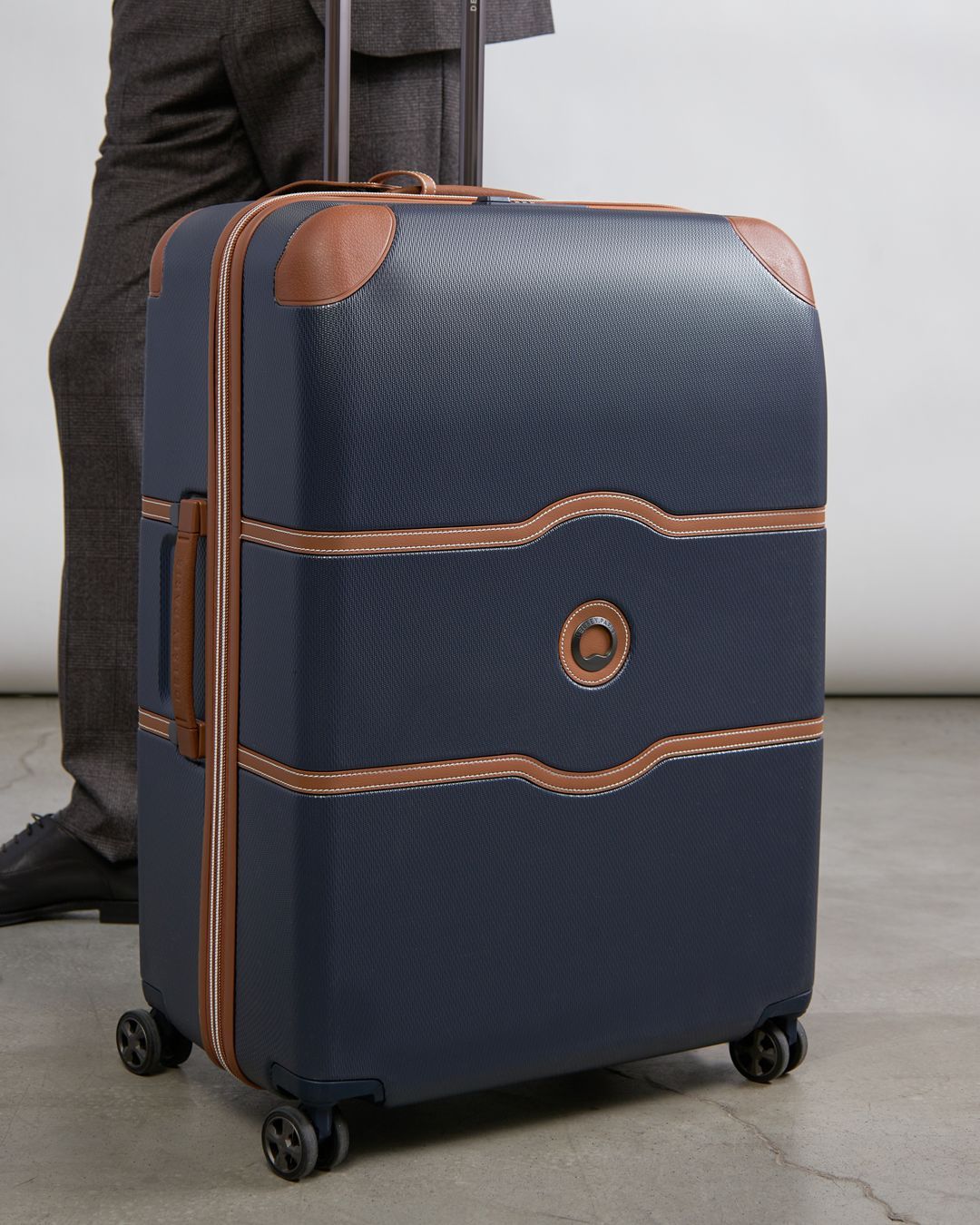 Купить Чемодан DELSEY