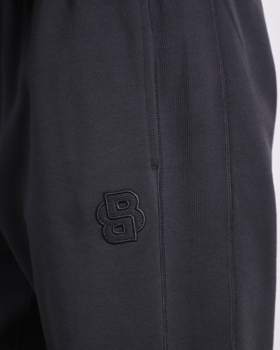 Купить Брюки HUGO BOSS