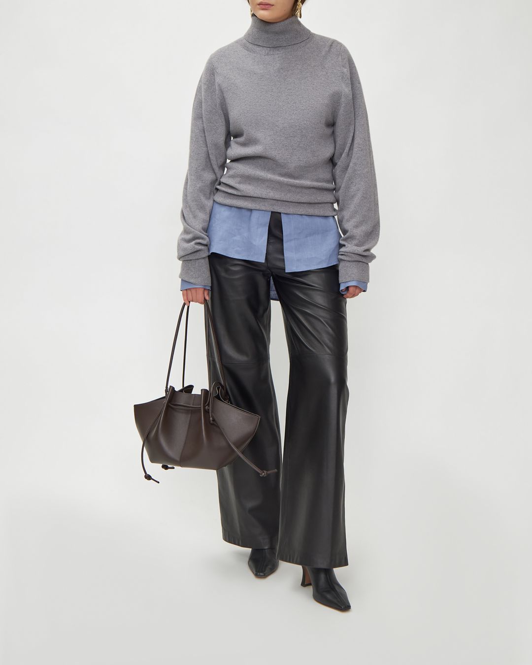 Купить Свитер LOW CLASSIC