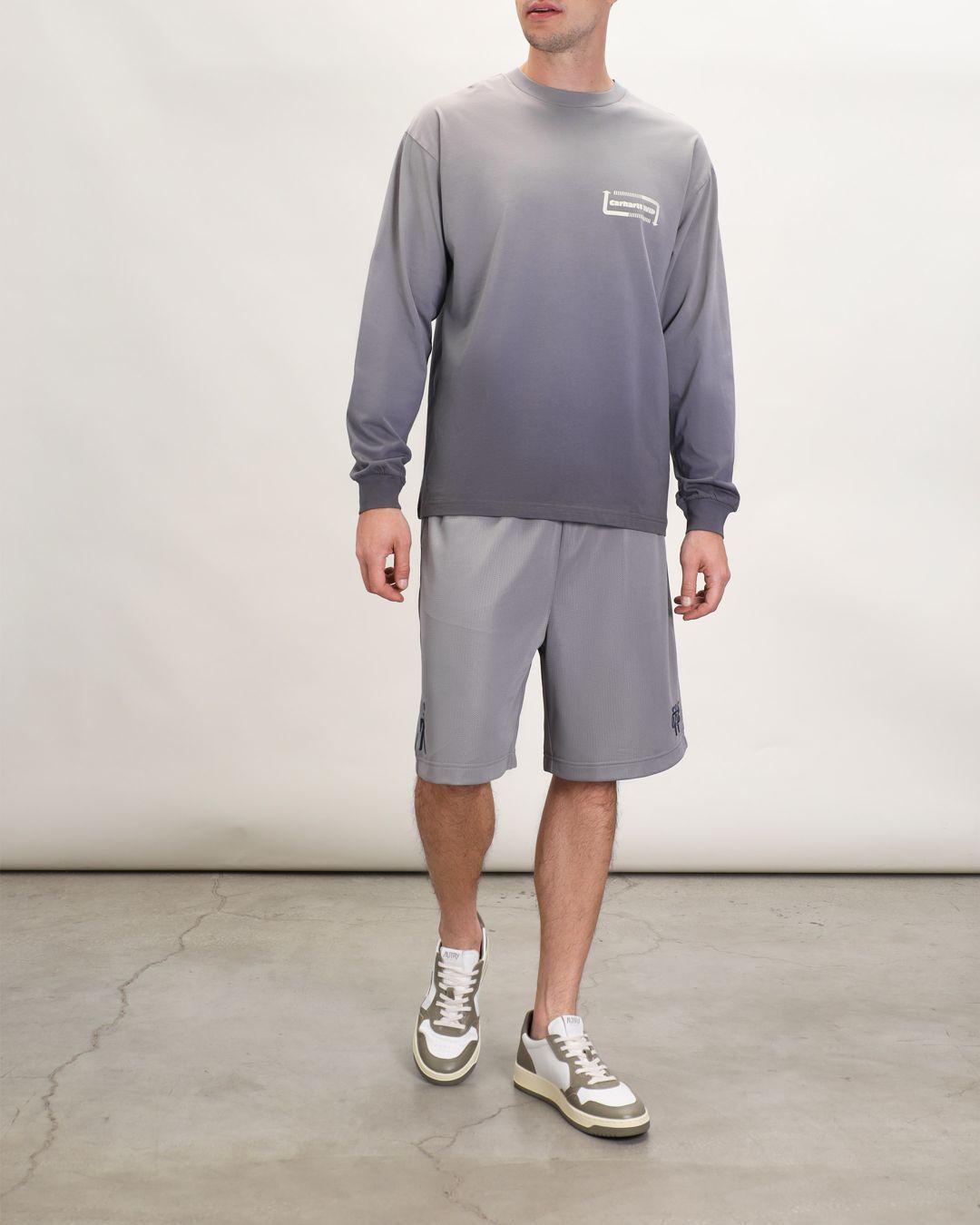 Купить Шорты CARHARTT WIP