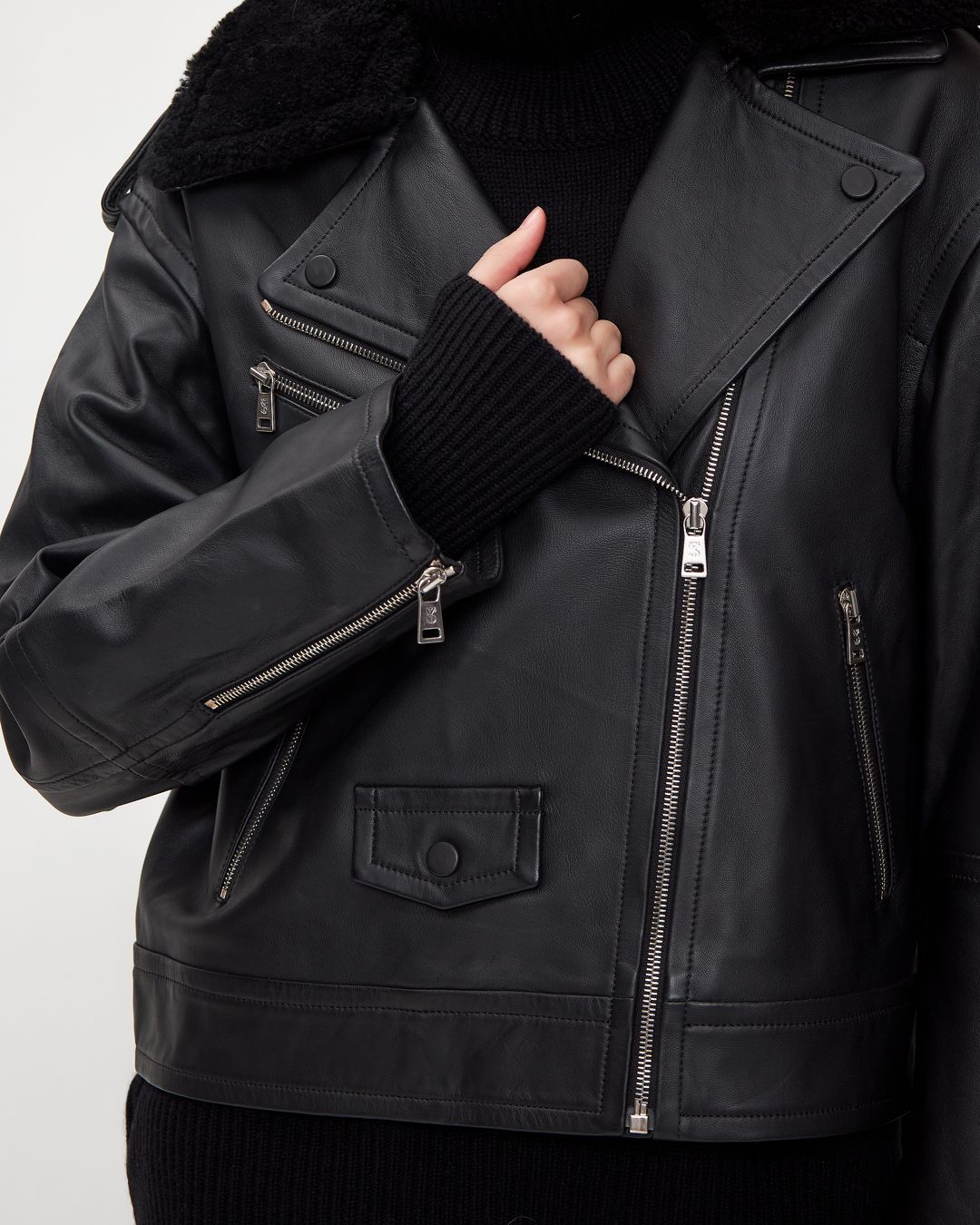 Купить Куртка кожаная YVES SALOMON