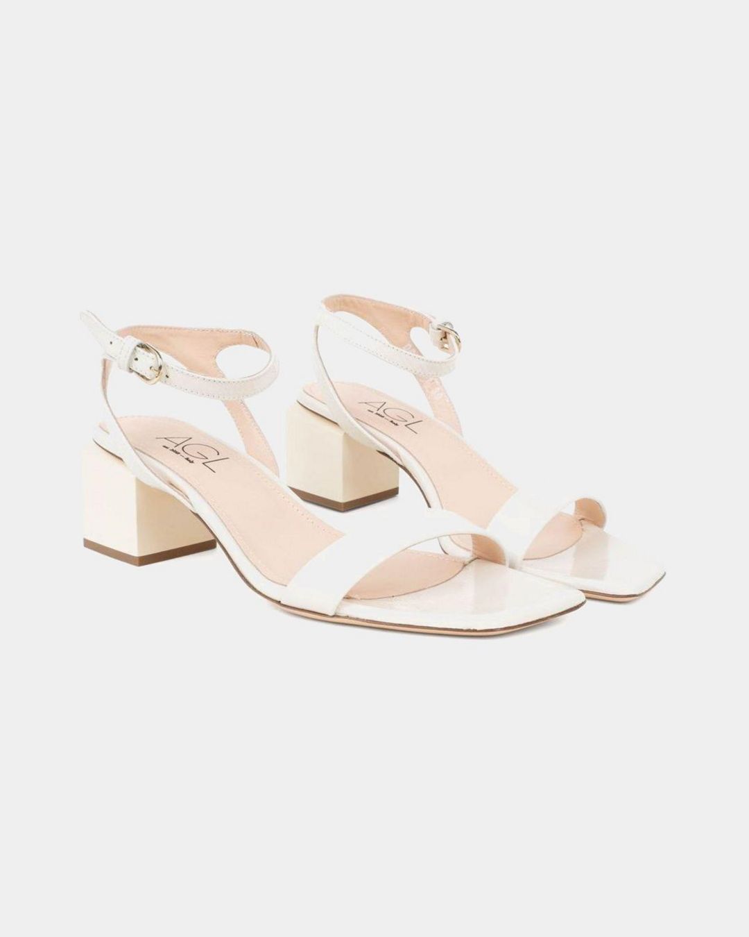 Купить Туфли AGL