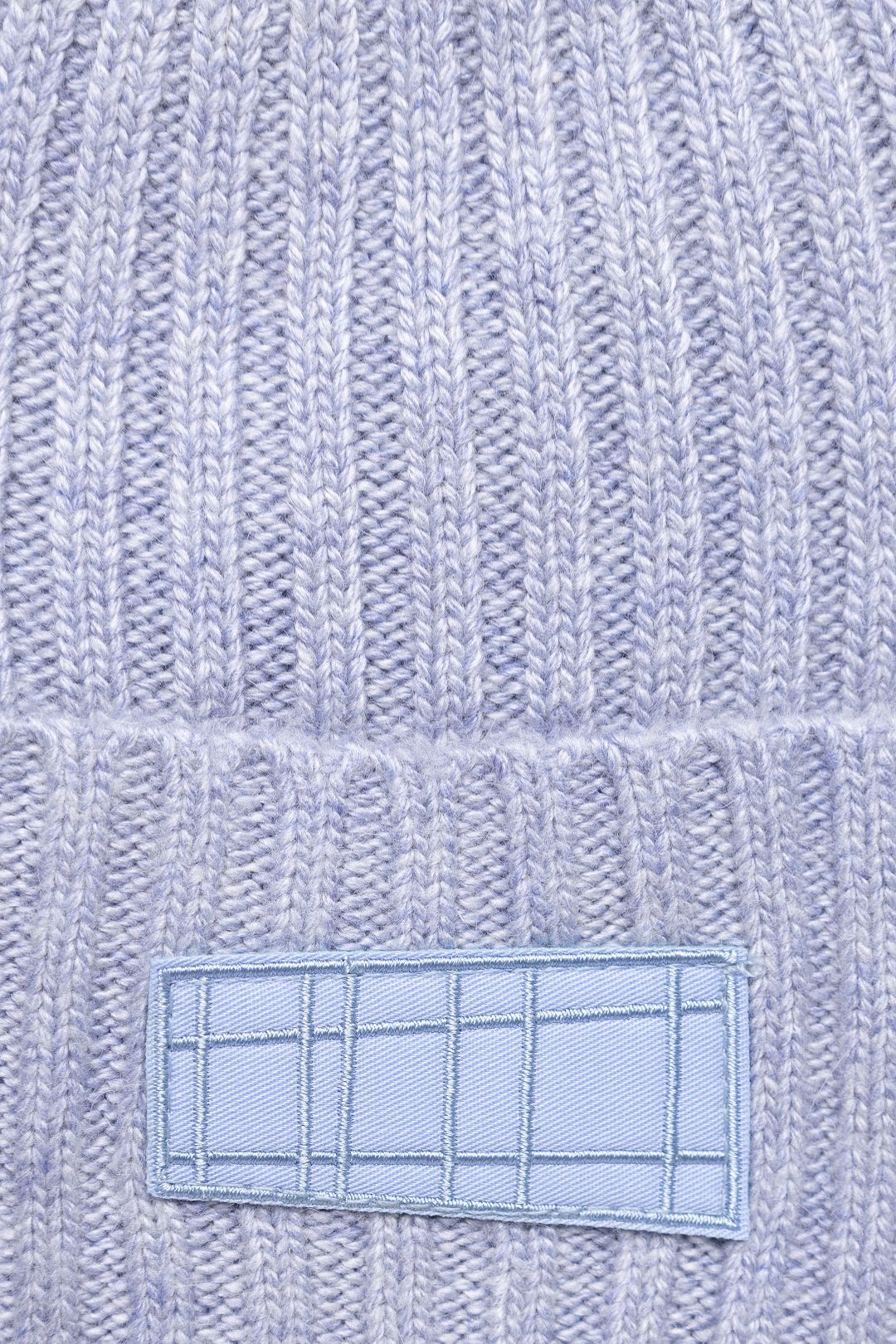 Купить Шапка MOLO