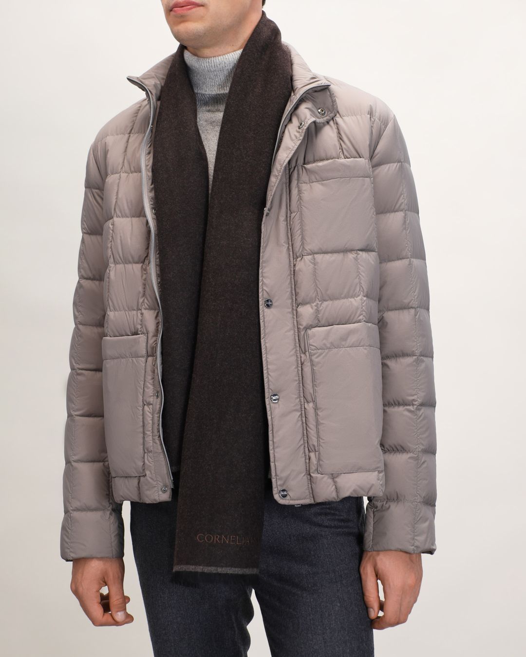 Купить Шарф CORNELIANI