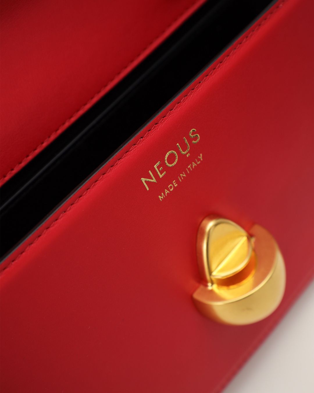 Купить Сумка NEOUS