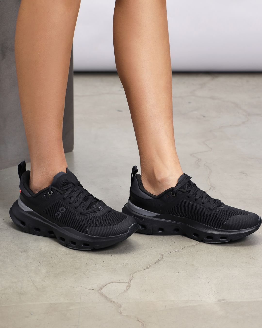 Купить Кроссовки ON