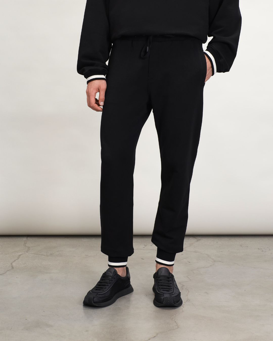 Купить Брюки DOLCE & GABBANA