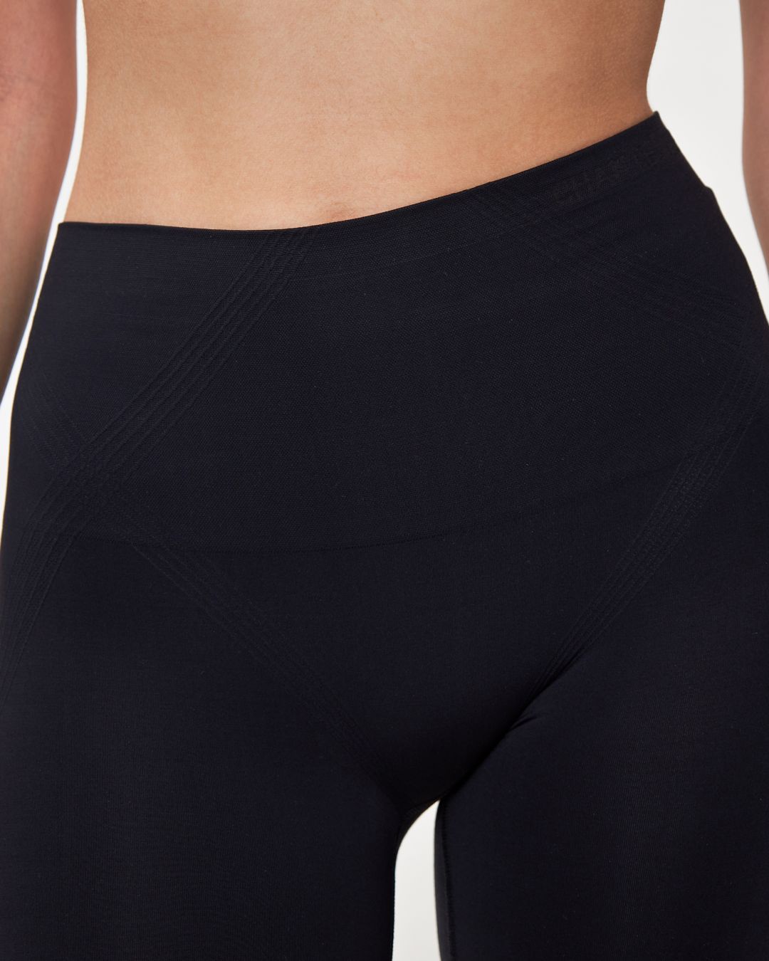 Купить Шорты CHANTELLE