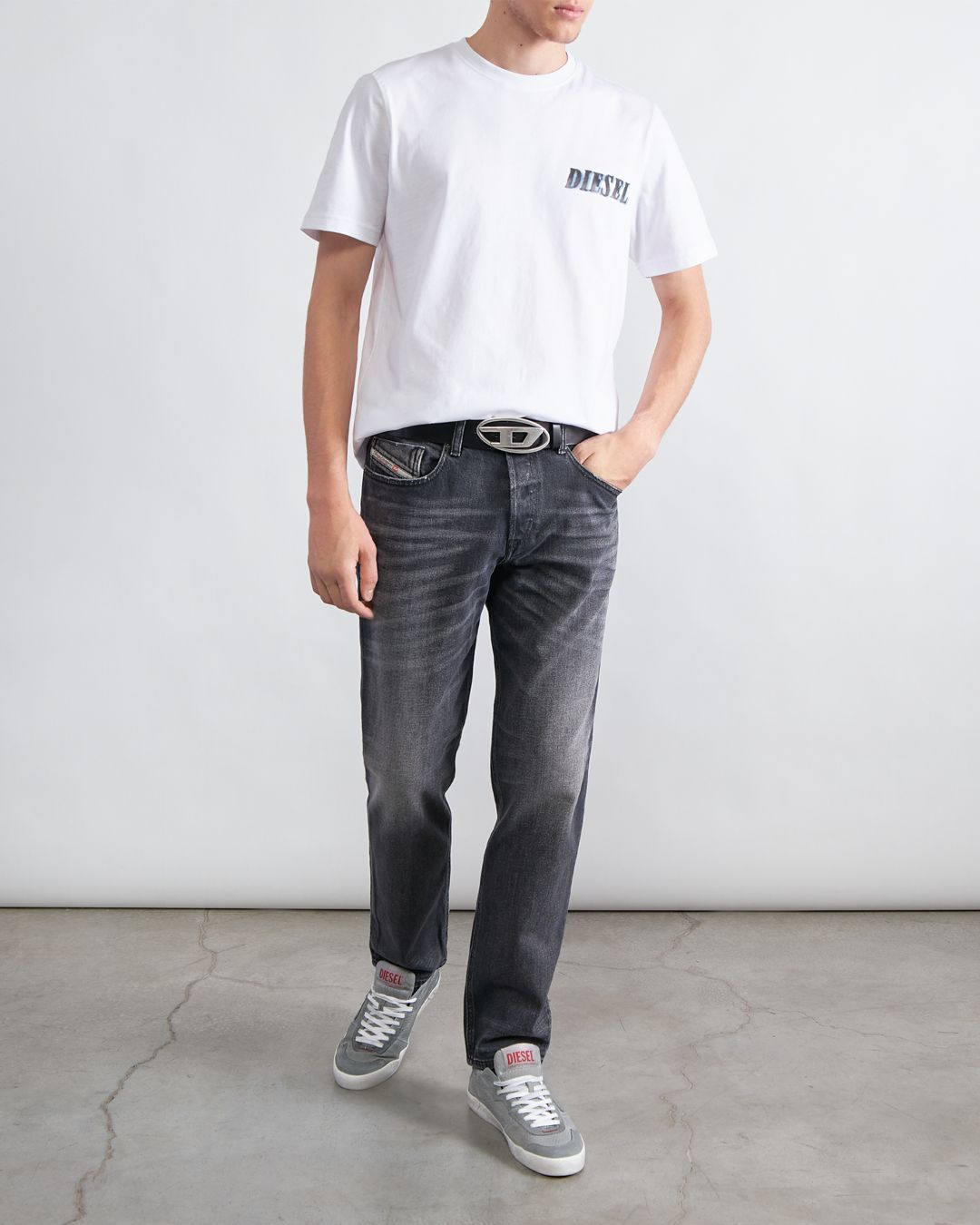 Купить Джинсы DIESEL