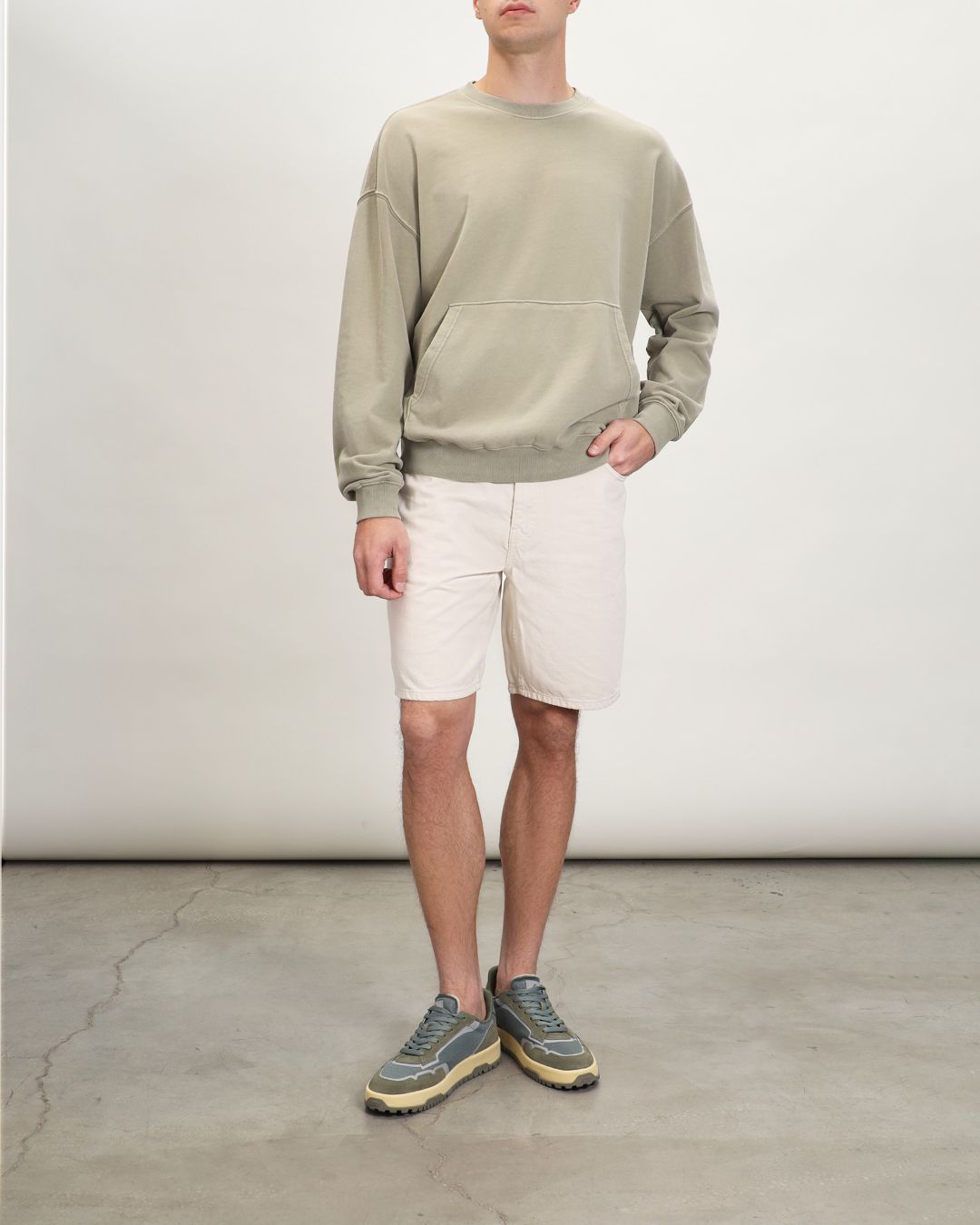 Купить Свитшот SOLID