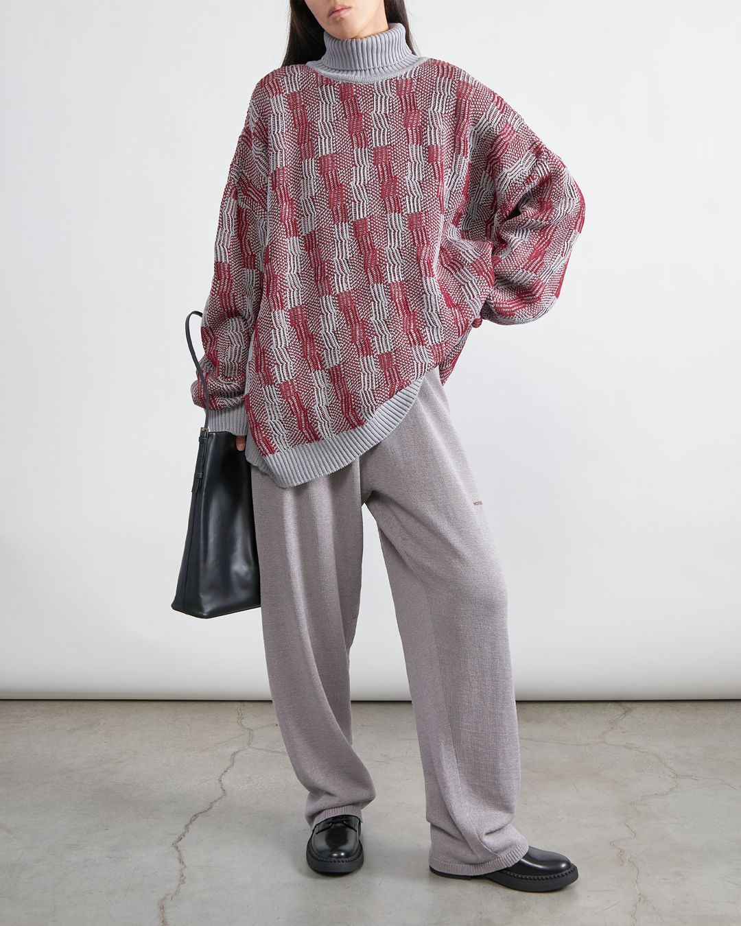 Купить Свитер MONOCHROME