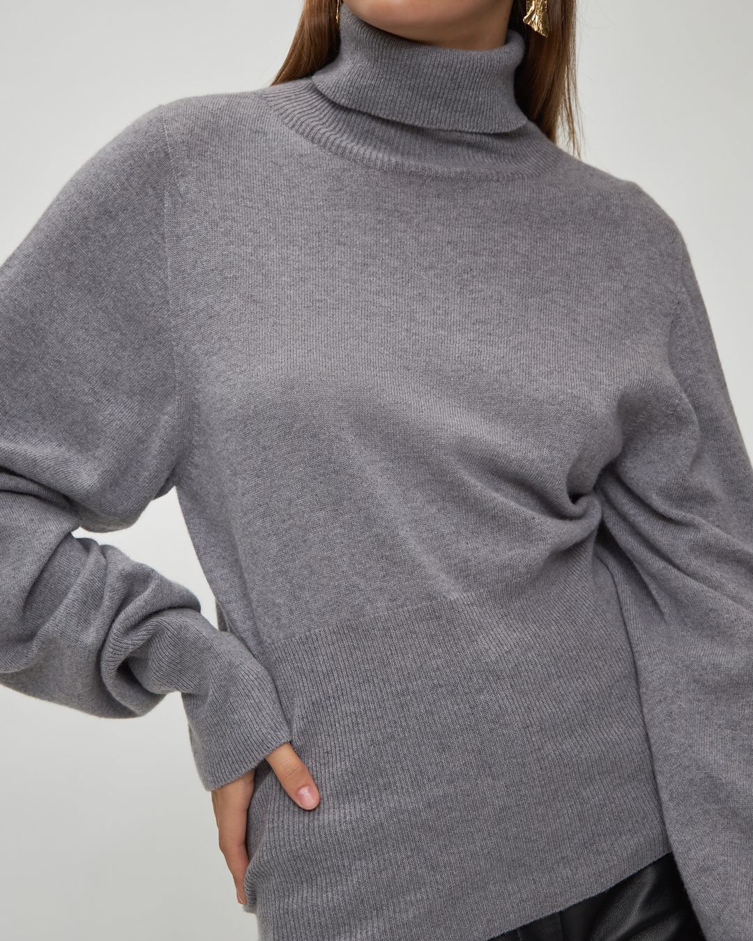 Купить Свитер LOW CLASSIC