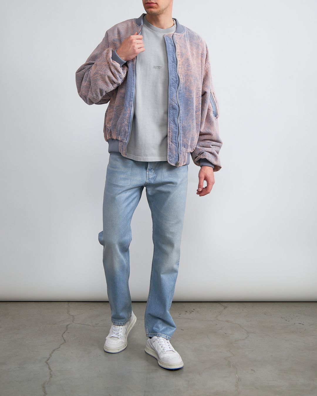 Купить Джинсы HAIKURE