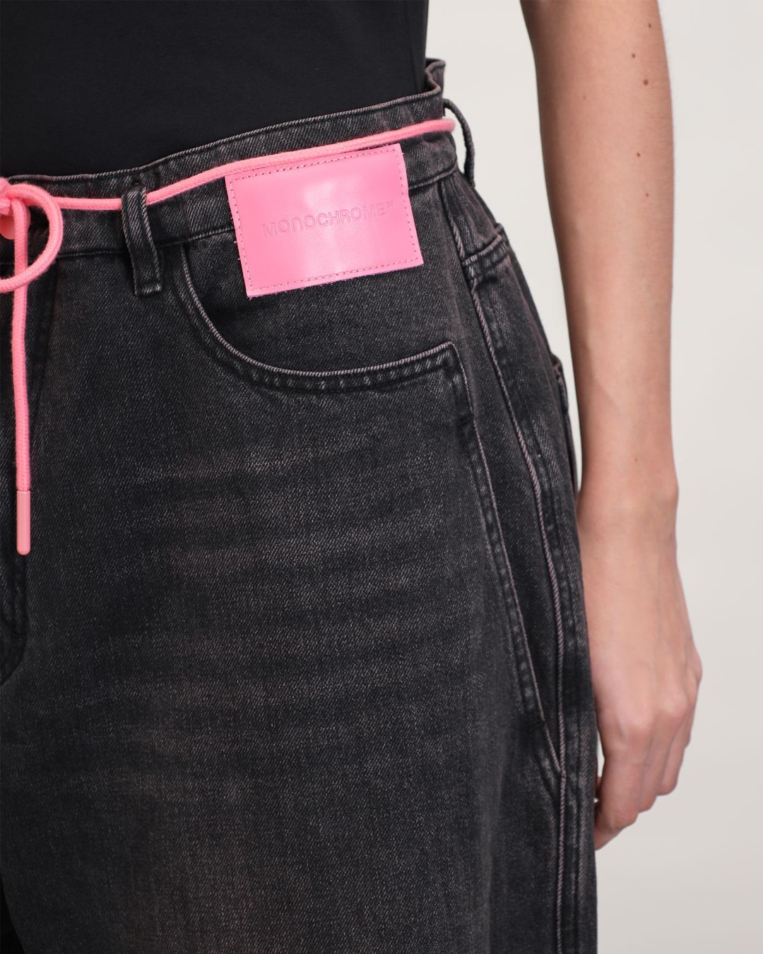 Купить Джинсы MONOCHROME