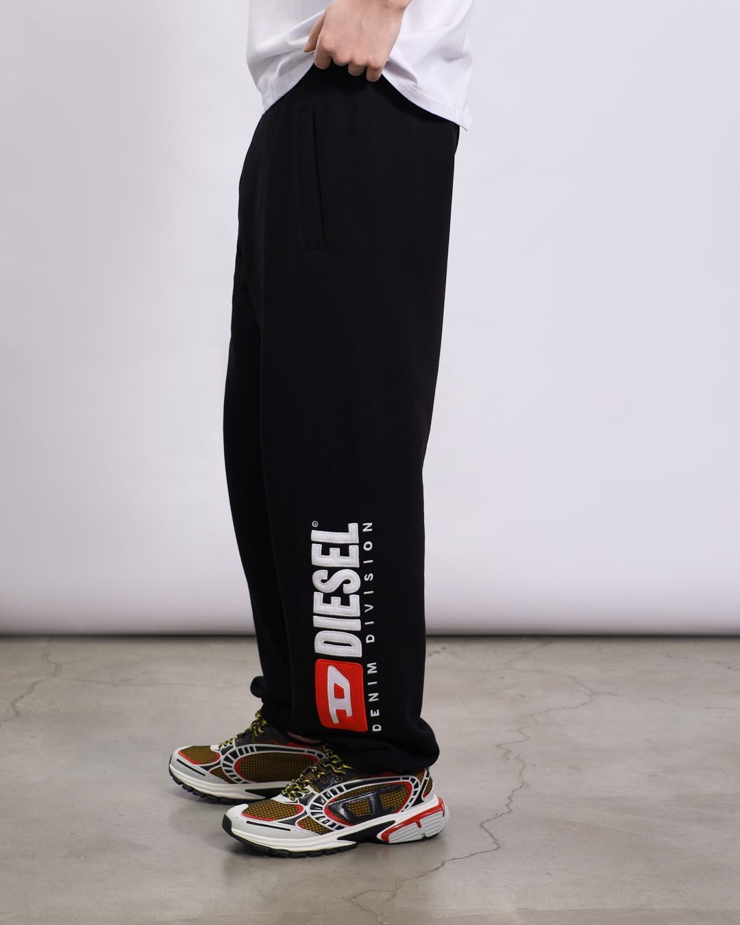 Купить Брюки DIESEL MEN