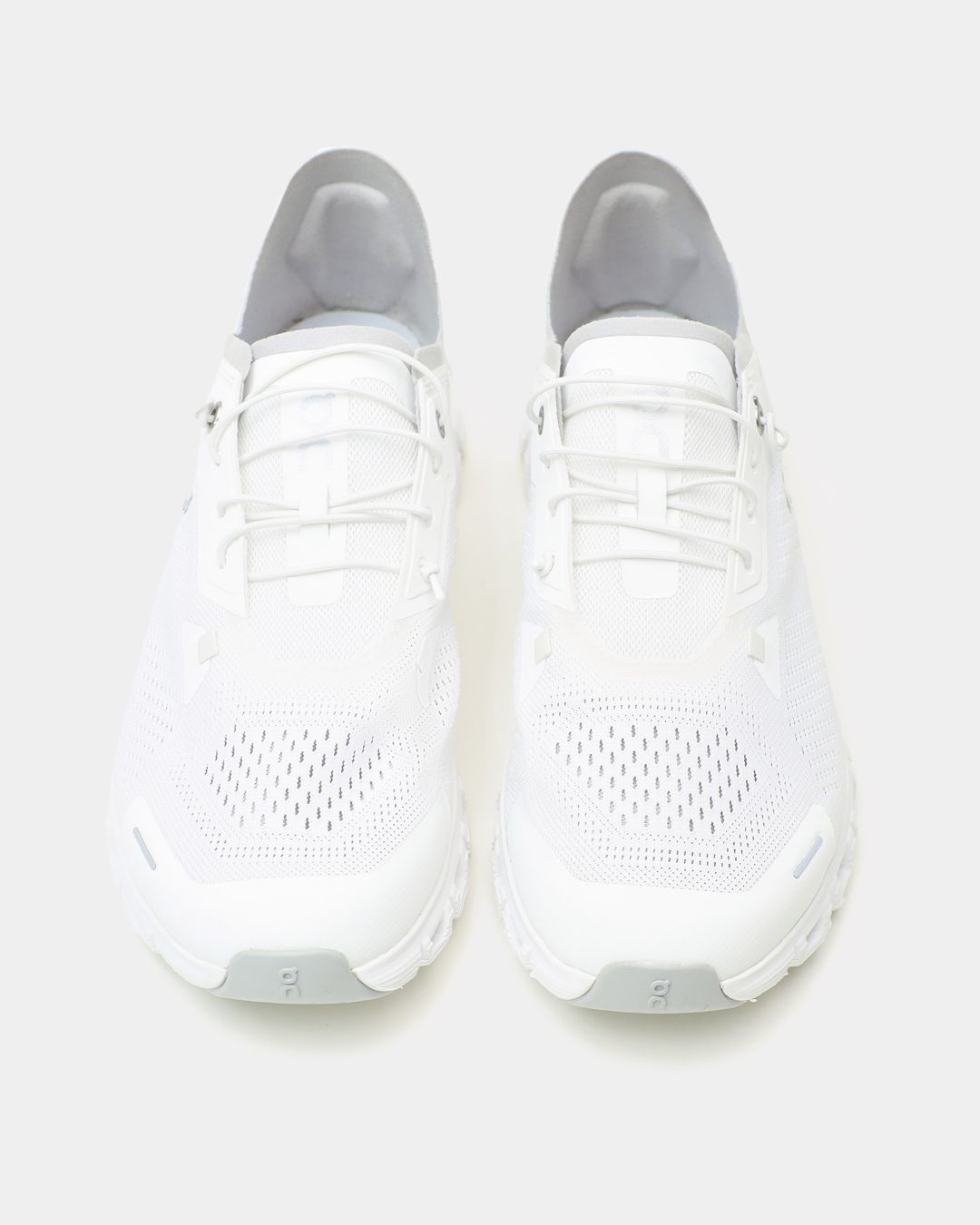 Купить Кроссовки ON