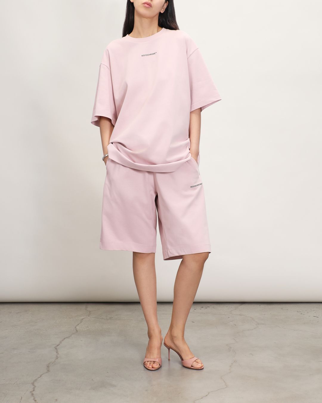 Купить Шорты MONOCHROME