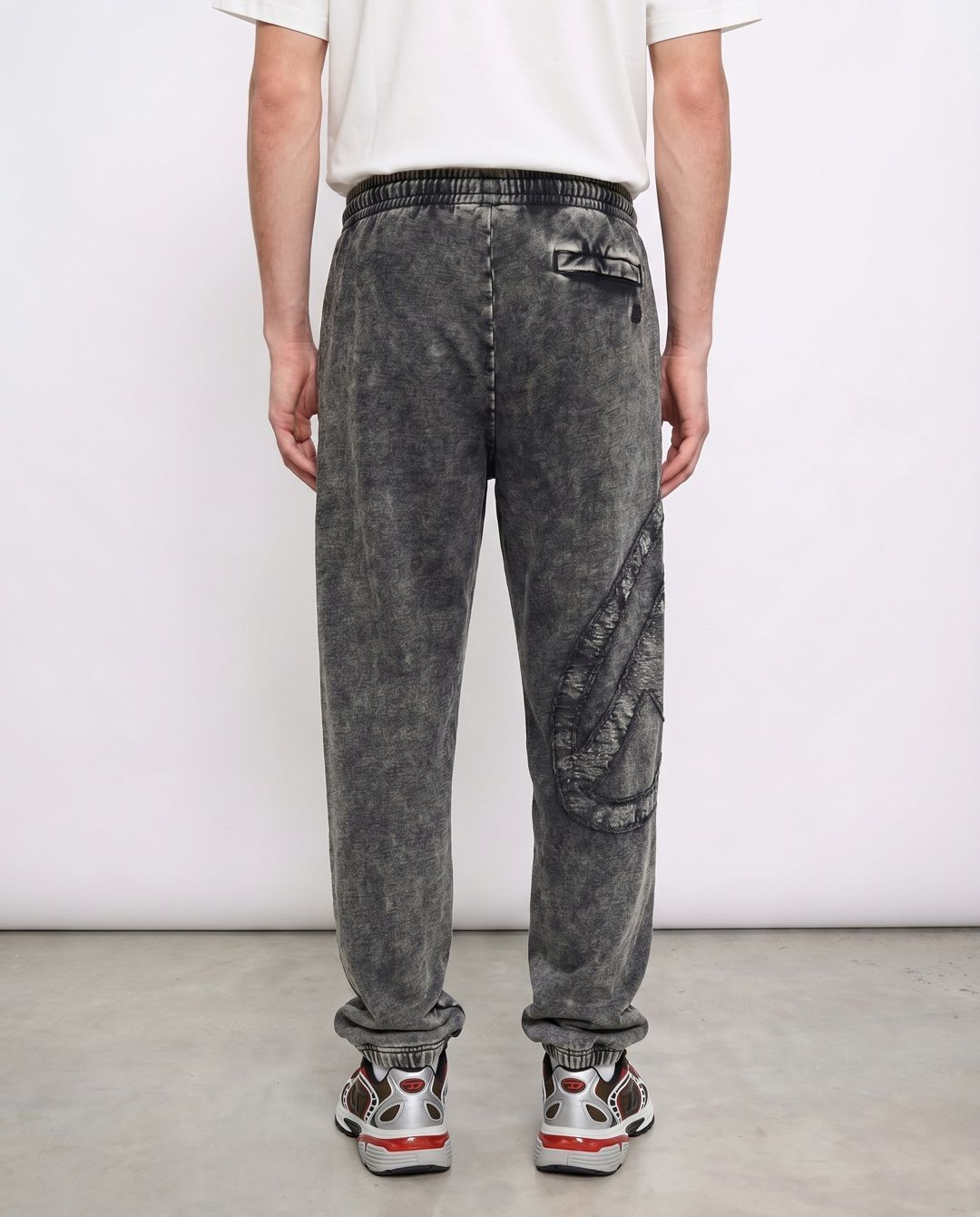Купить Брюки DIESEL