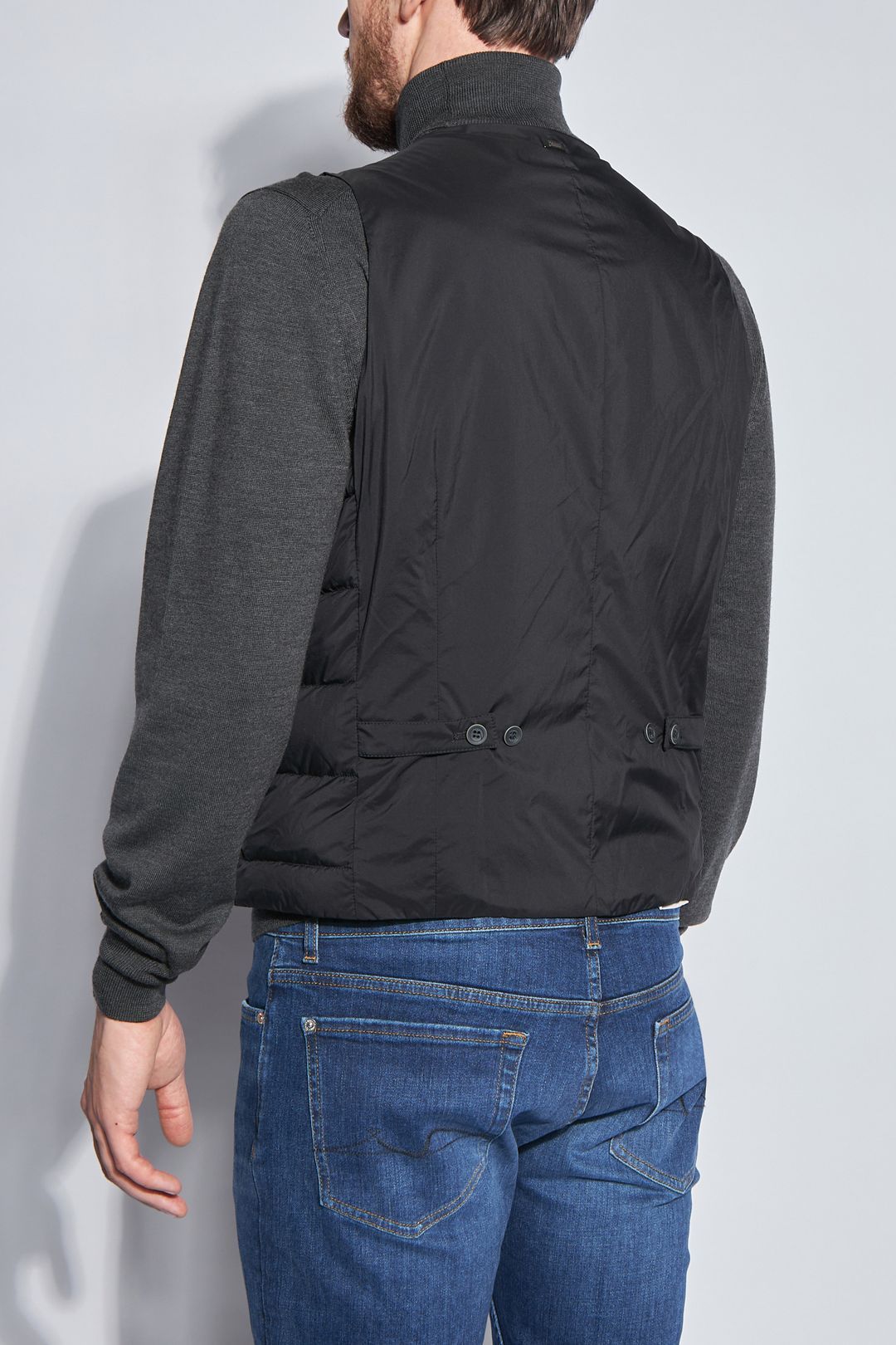 Купить Жилет HERNO