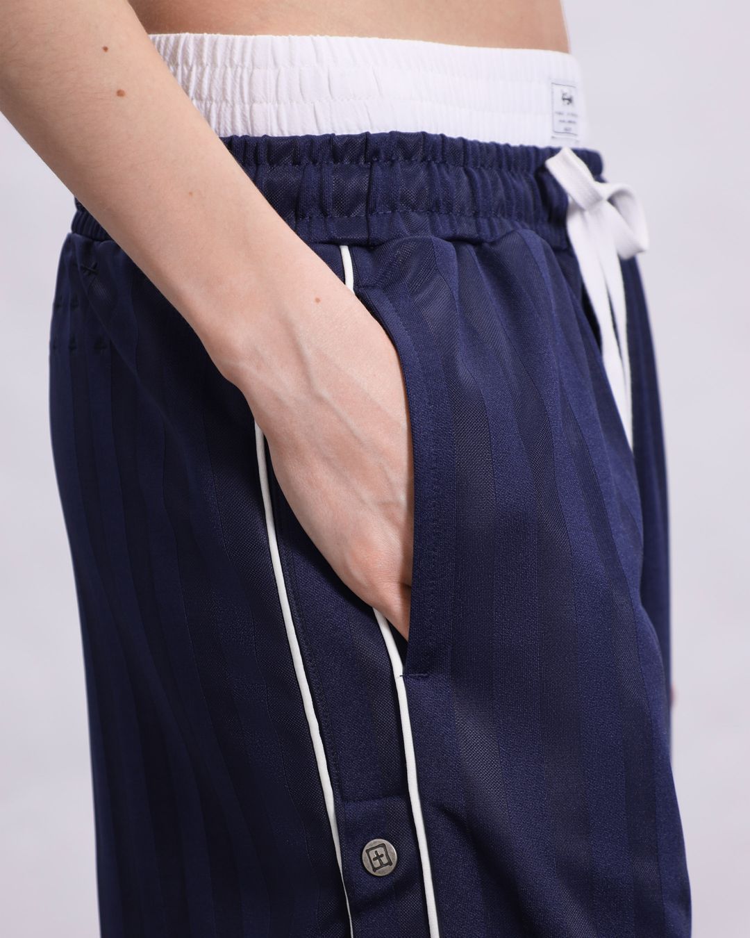 Купить Брюки KSUBI