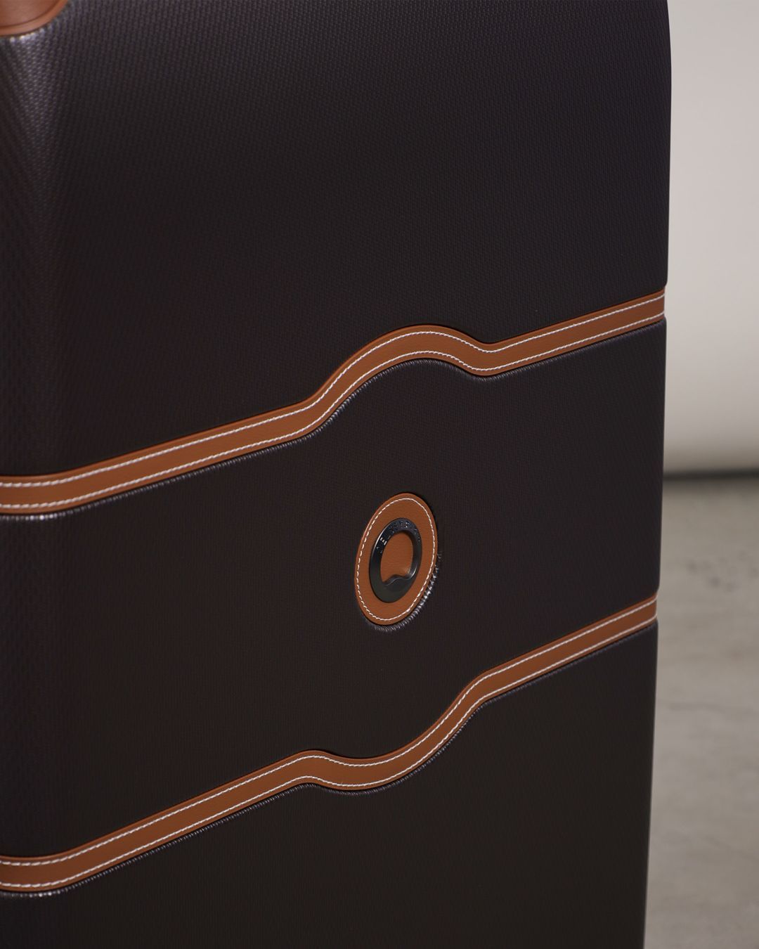 Купить Чемодан DELSEY