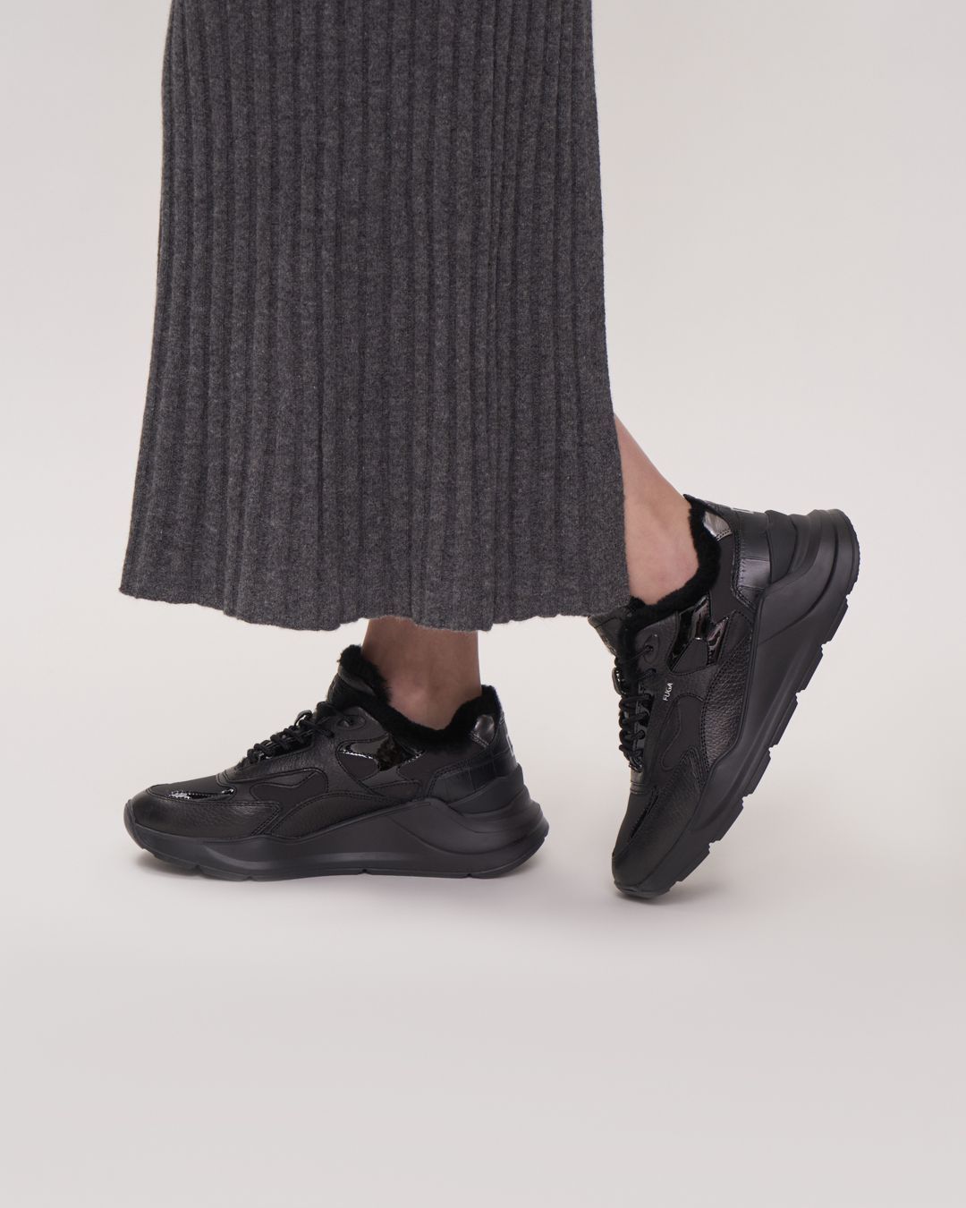 Купить Кроссовки DATE