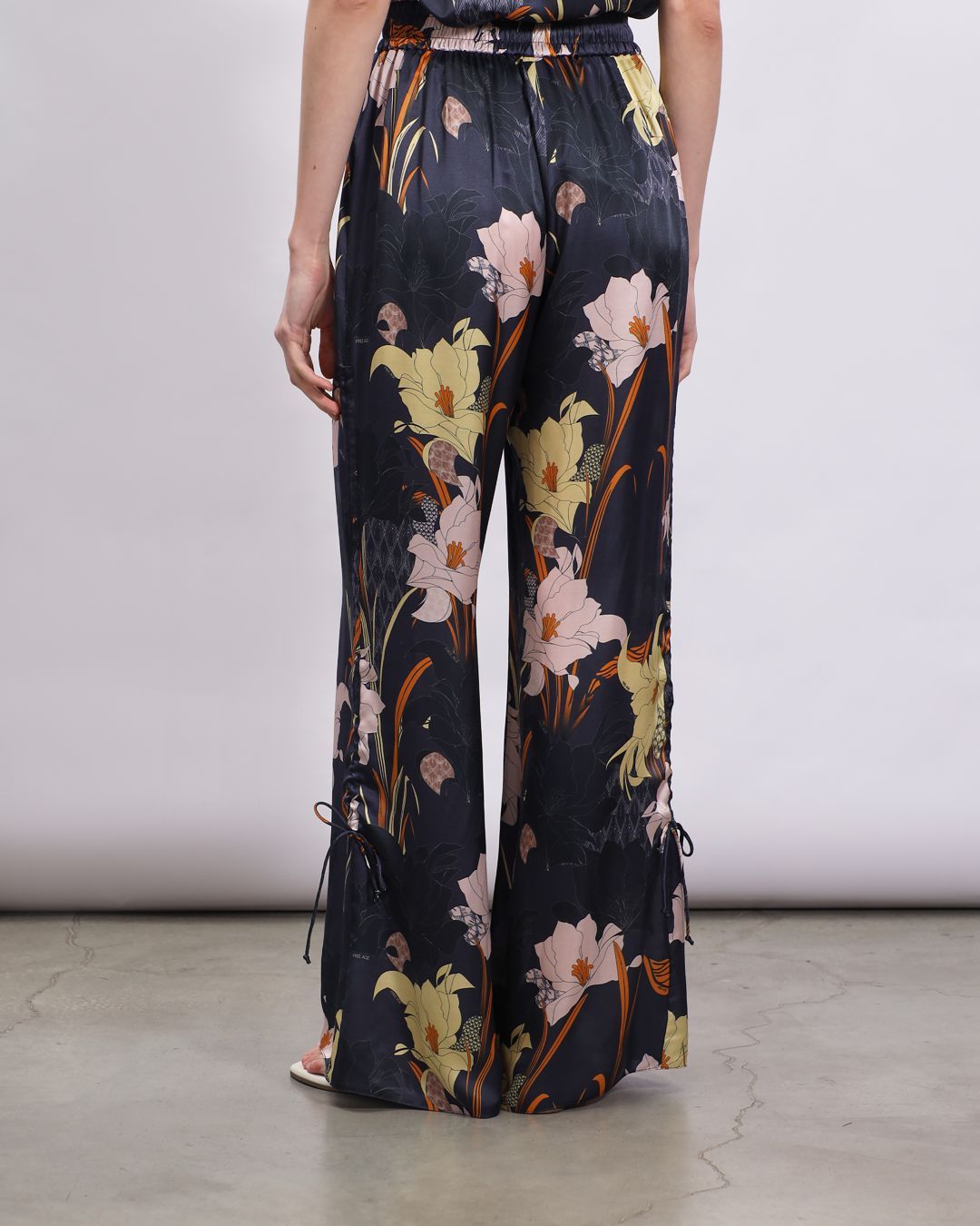 Купить Брюки FREE AGE