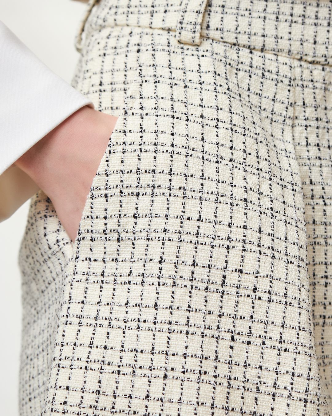 Купить Шорты BOTROIS