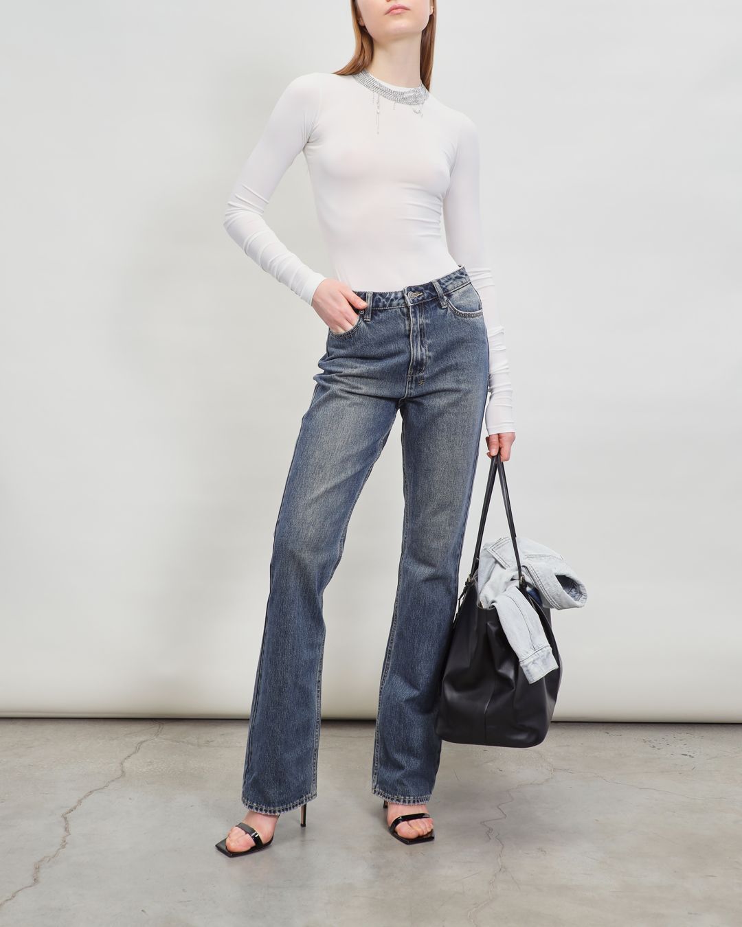 Купить Джинсы KSUBI