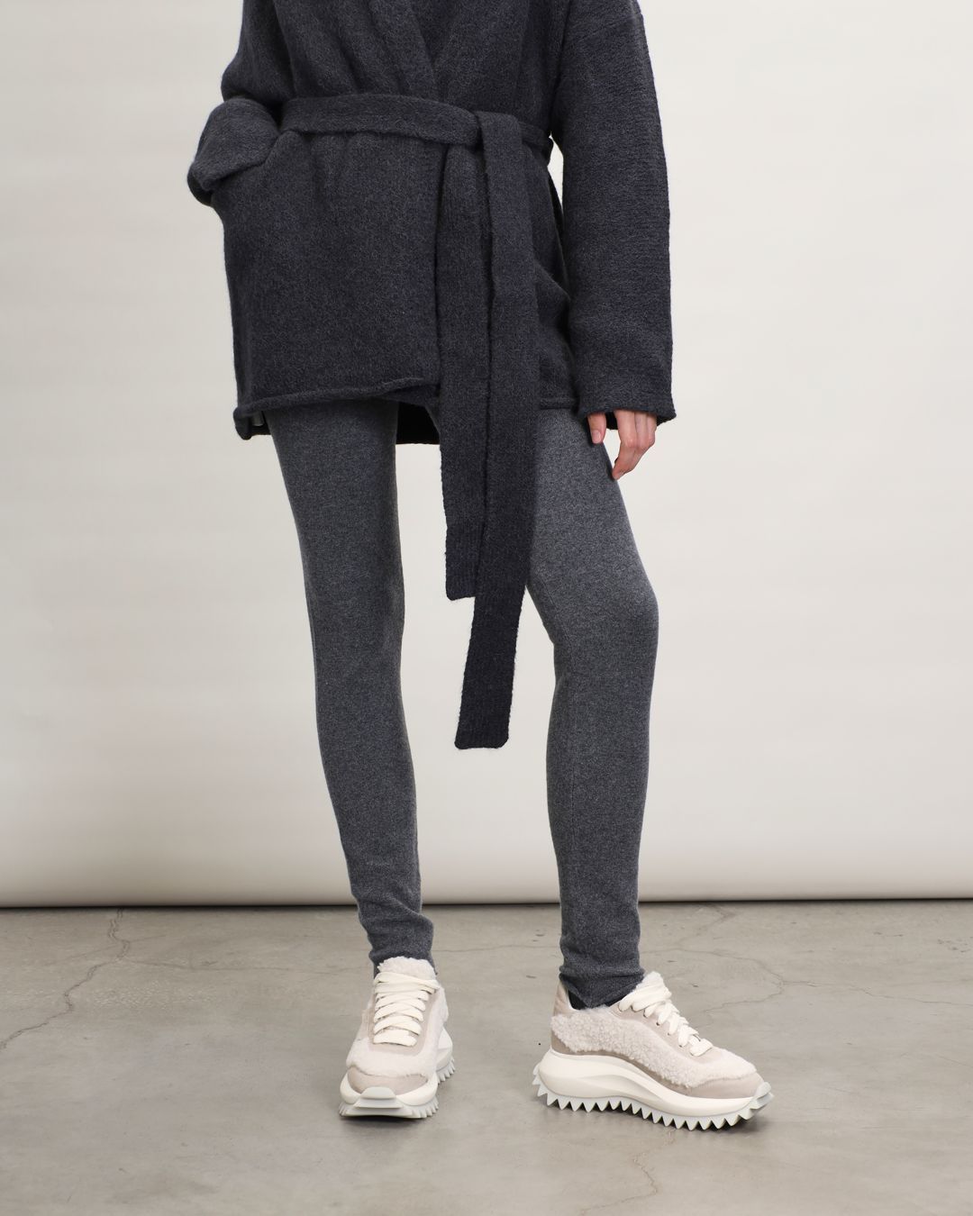 Купить Кроссовки VIC MATIE