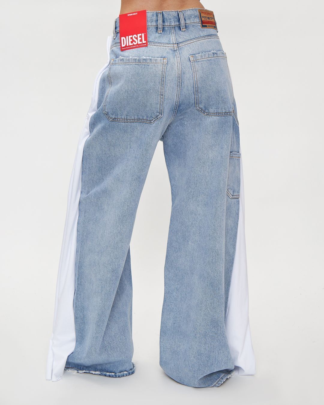 Купить Джинсы DIESEL