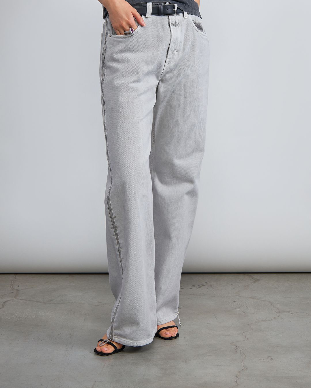 Купить Джинсы HAIKURE