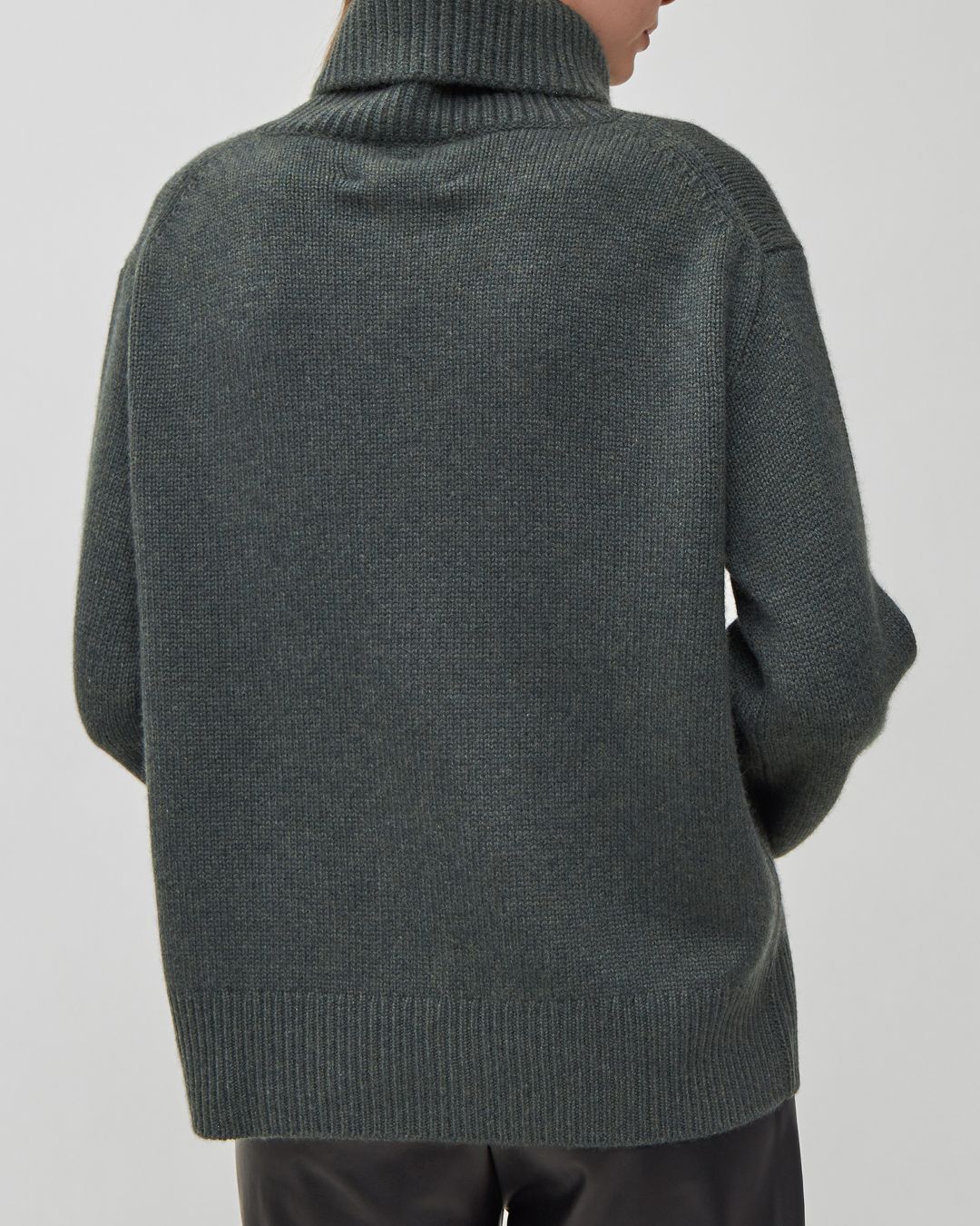 Купить Свитер LISA YANG