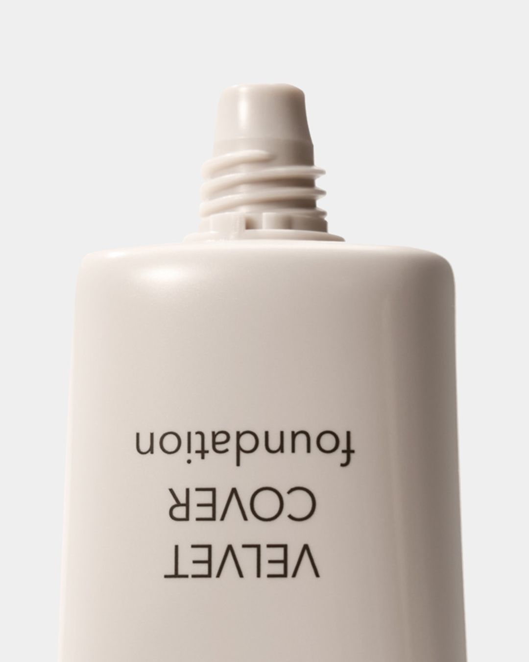 Купить Тональный крем для лица velvet cover 104 sandy SHIK