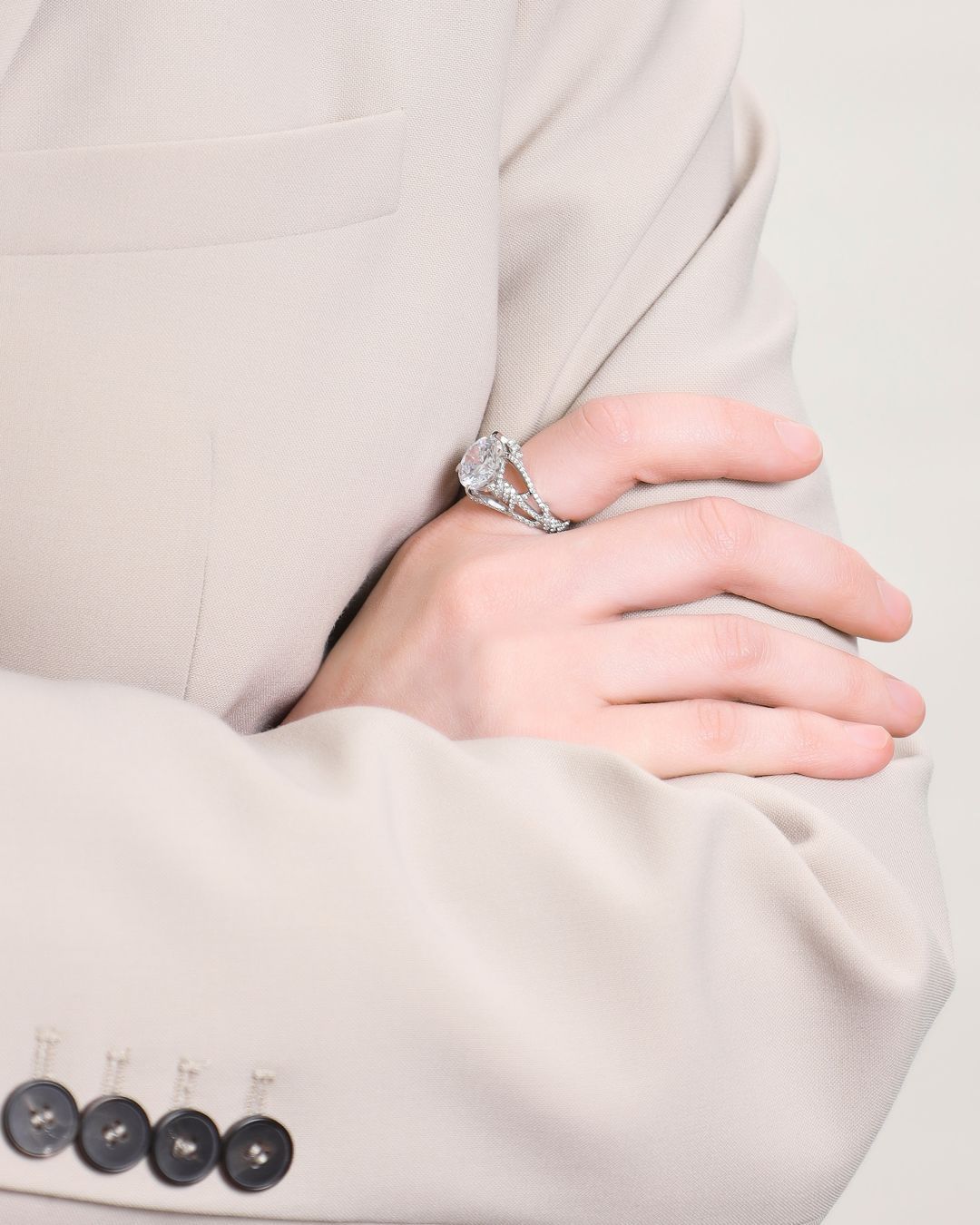 Купить Кольцо CAVIAR