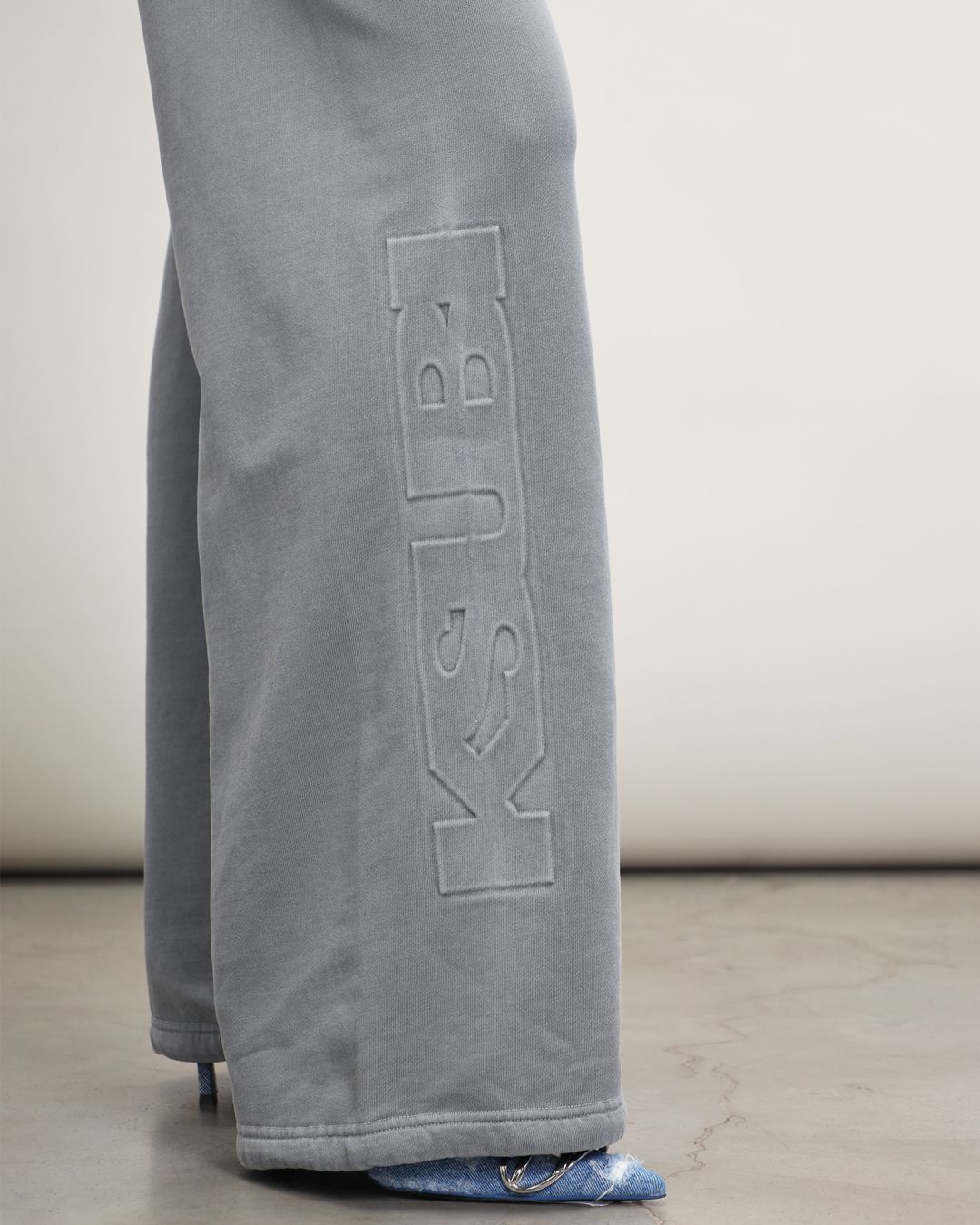 Купить Брюки KSUBI