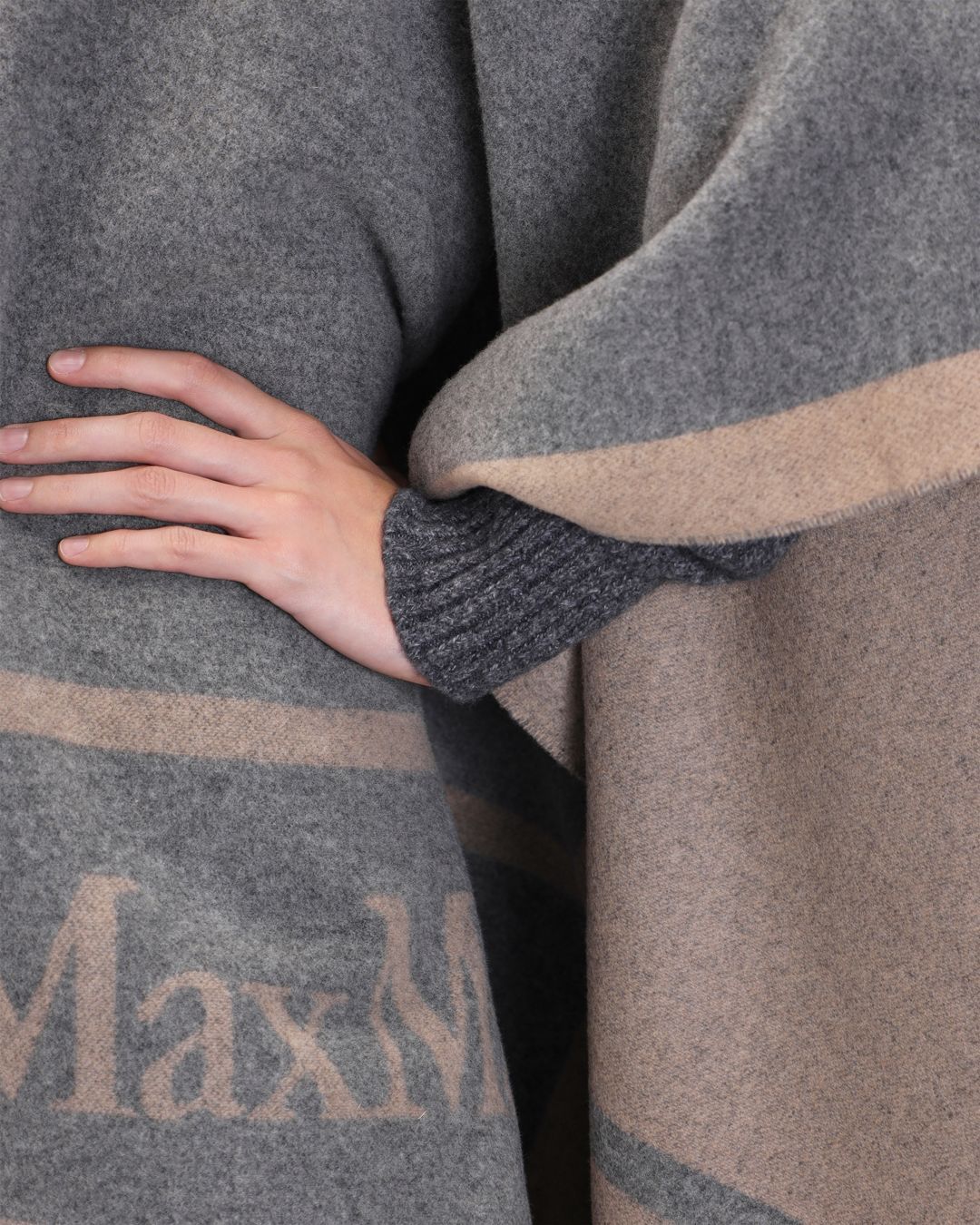 Купить Пончо MAX MARA