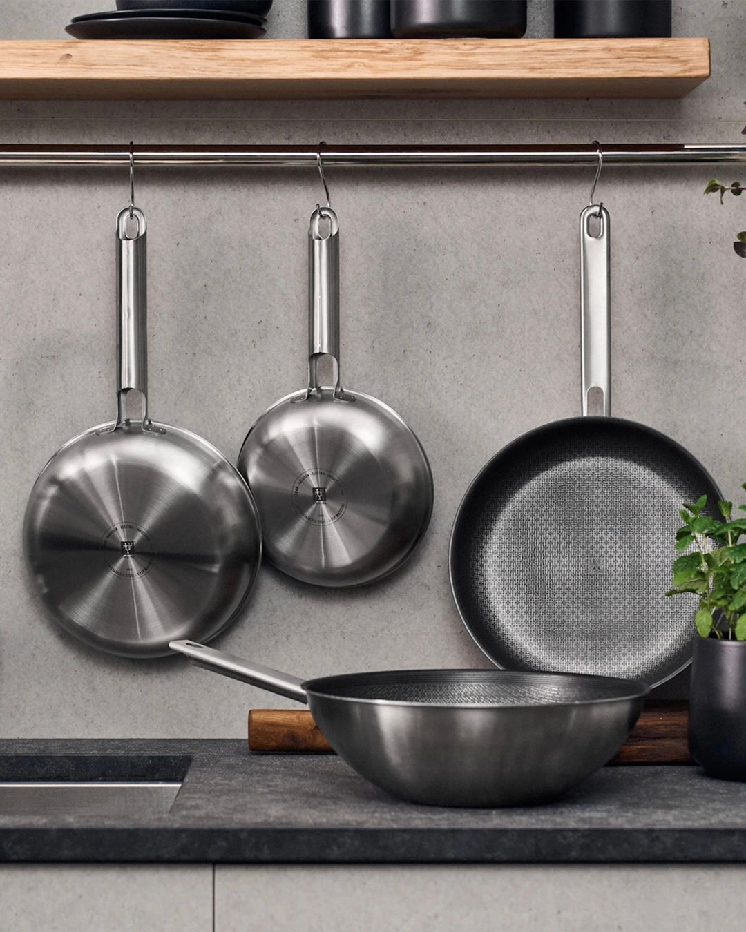 Купить Сковорода 24 см ZWILLING