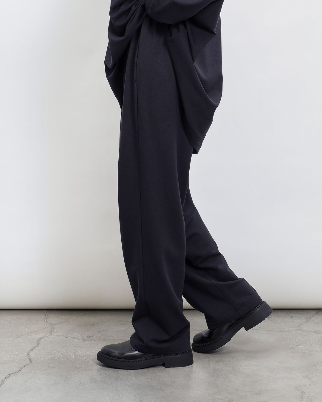 Купить Костюм MONOCHROME