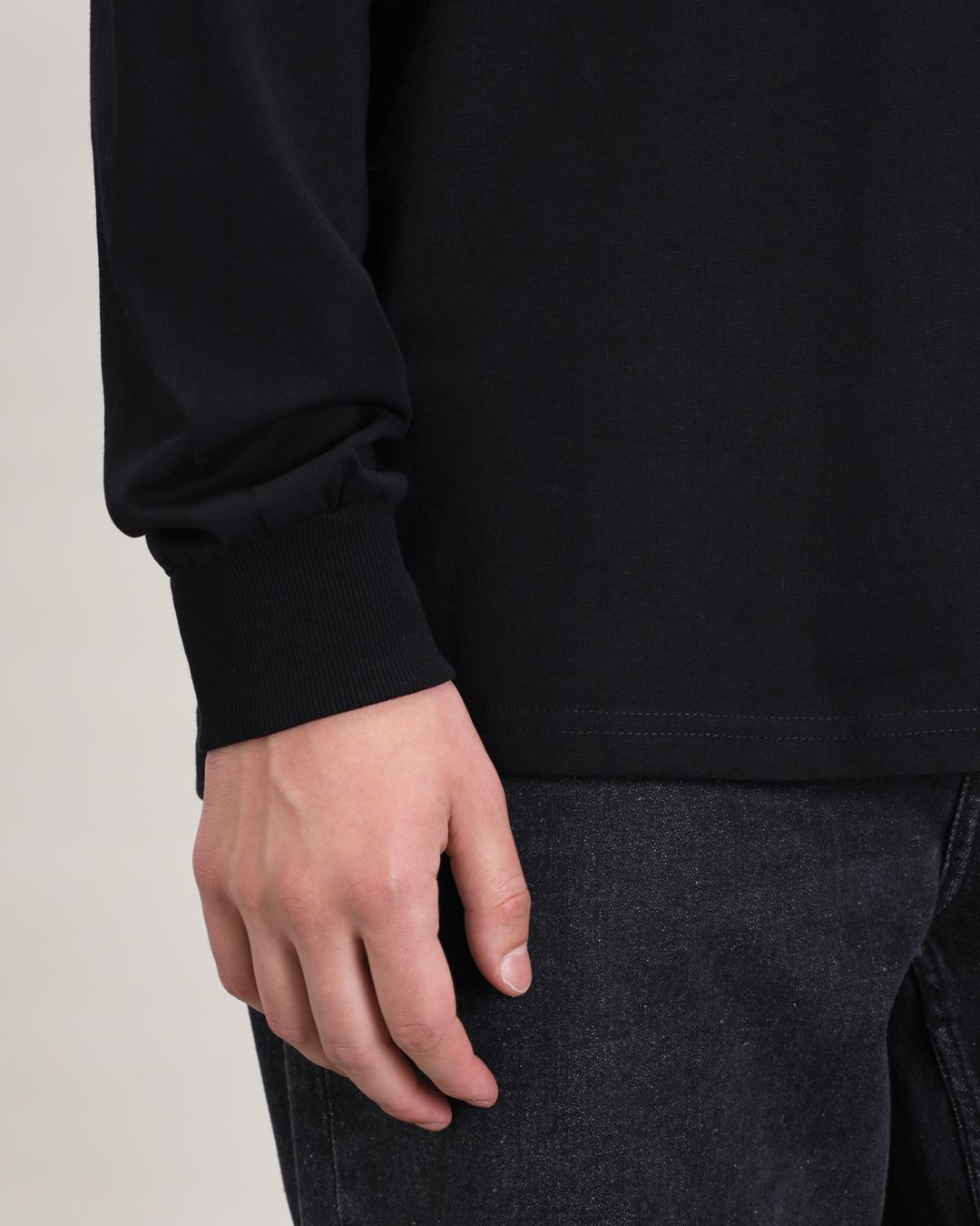 Купить Лонгслив SOLID