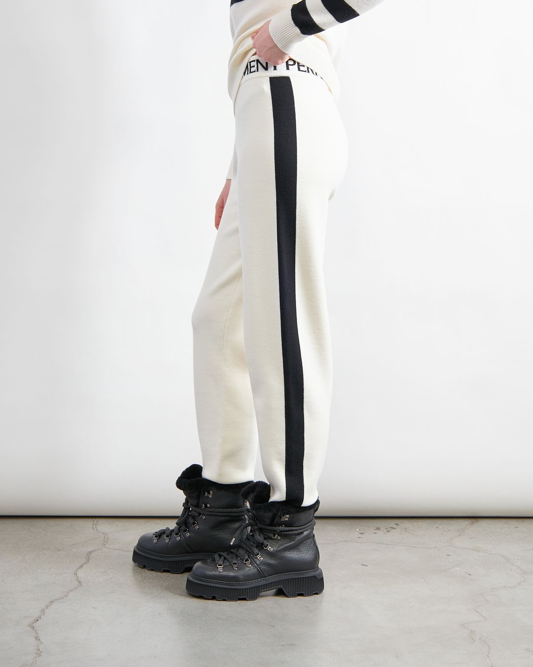 Купить Брюки PERFECT MOMENT