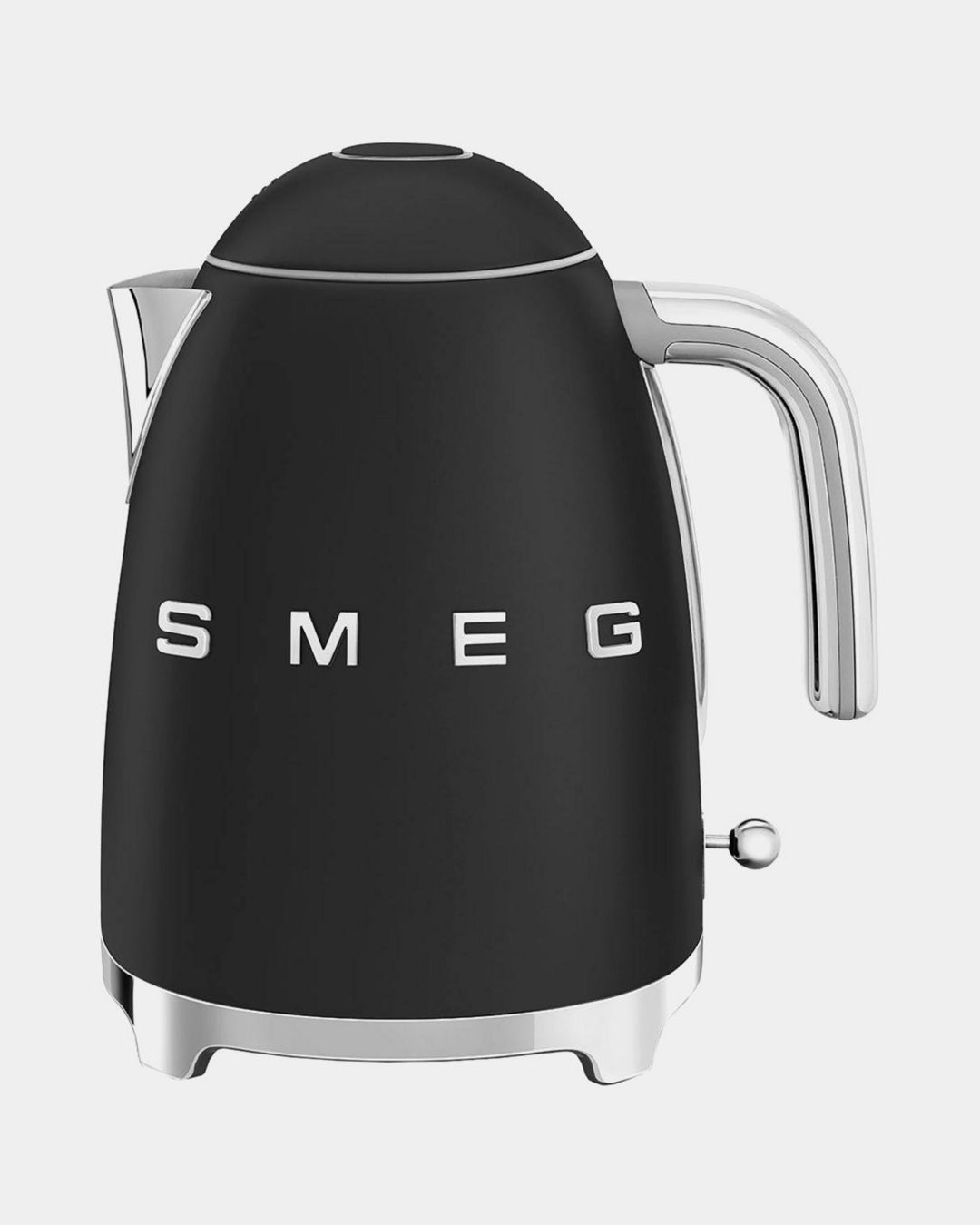 Купить Чайник электрический  черный матовый SMEG