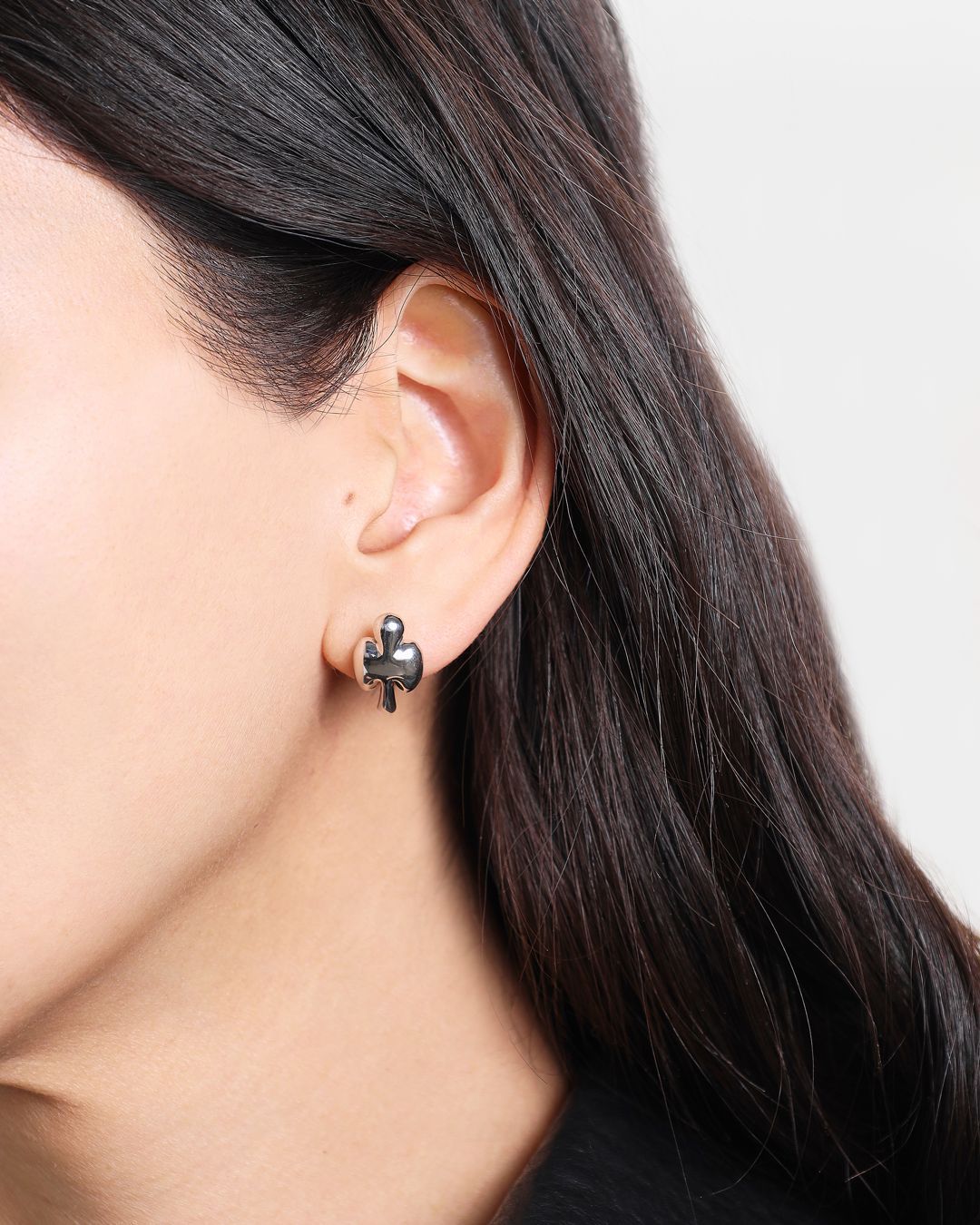 Купить Серьги OMUT